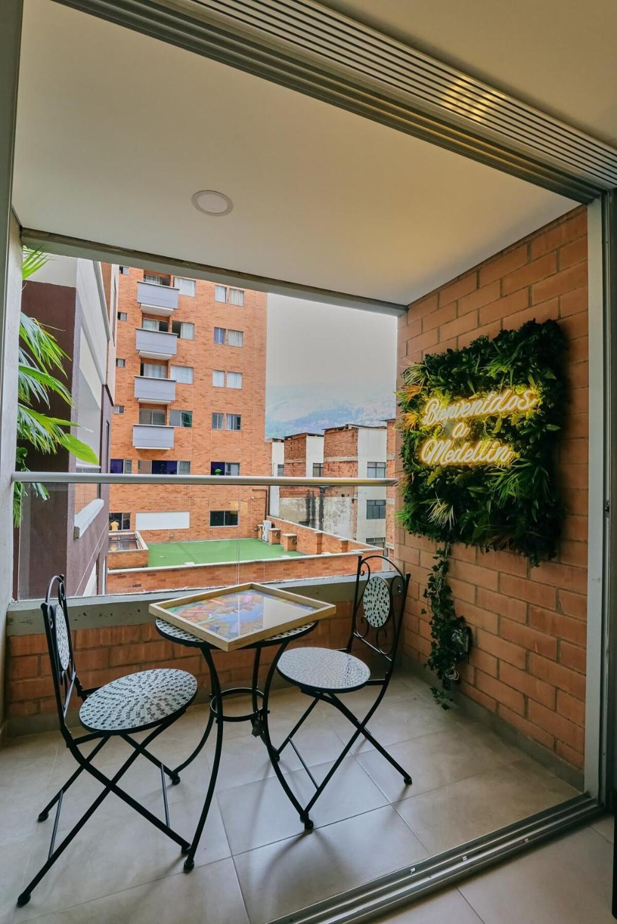 Apartamento Modern Skyline -wifi, Gym, 24hr Security Medellín