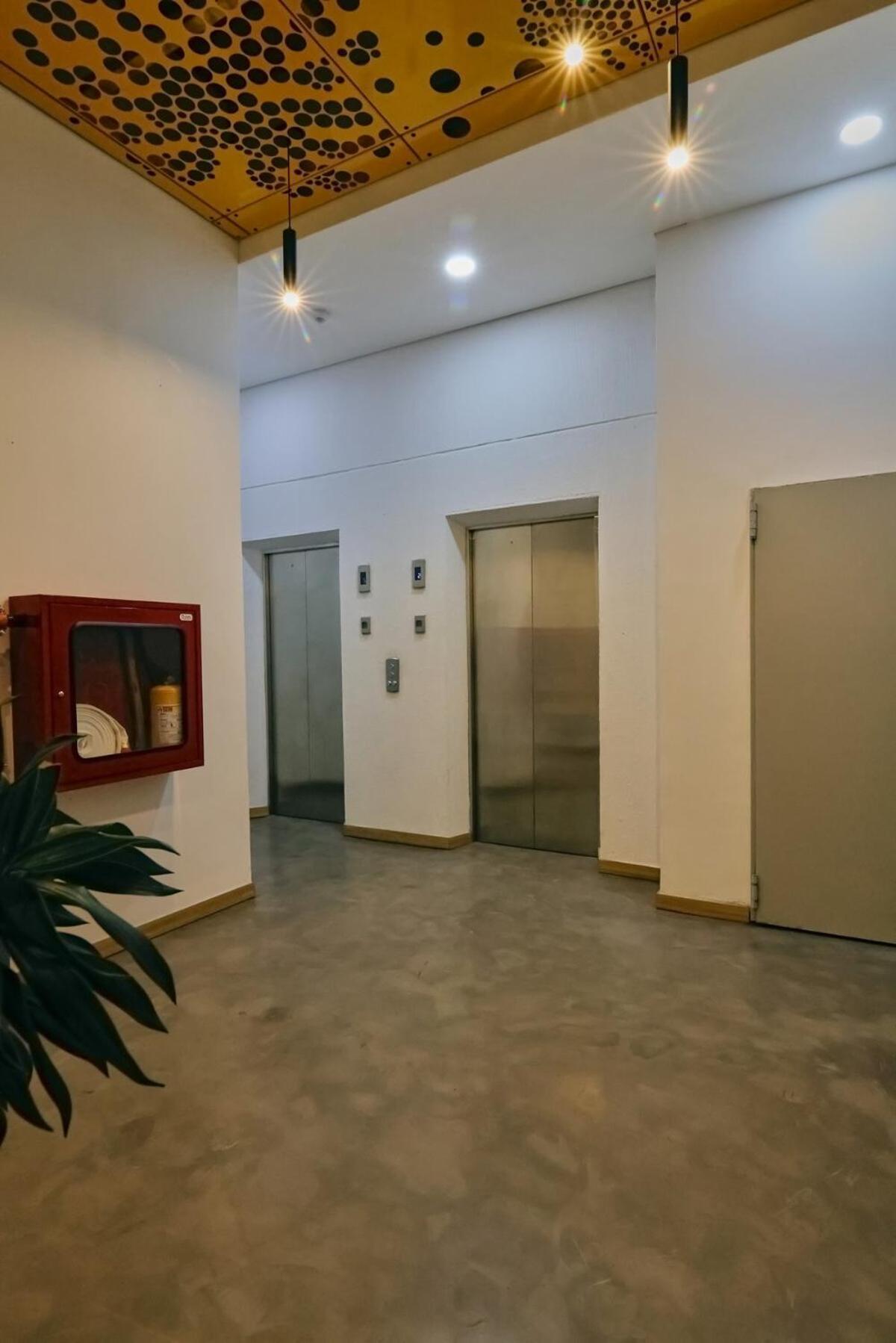 Modern Skyline -wifi, Gym, 24hr Security Medellín
