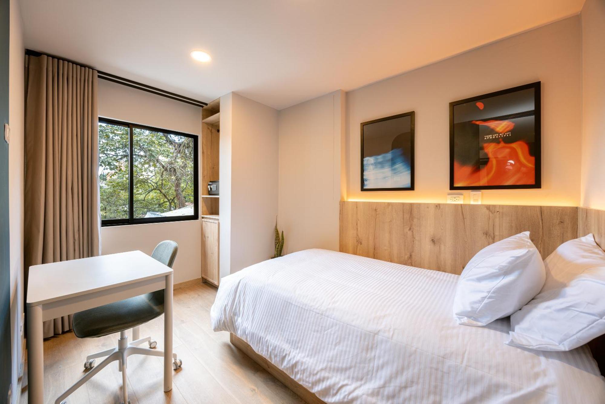 Stratasix Apartahotel