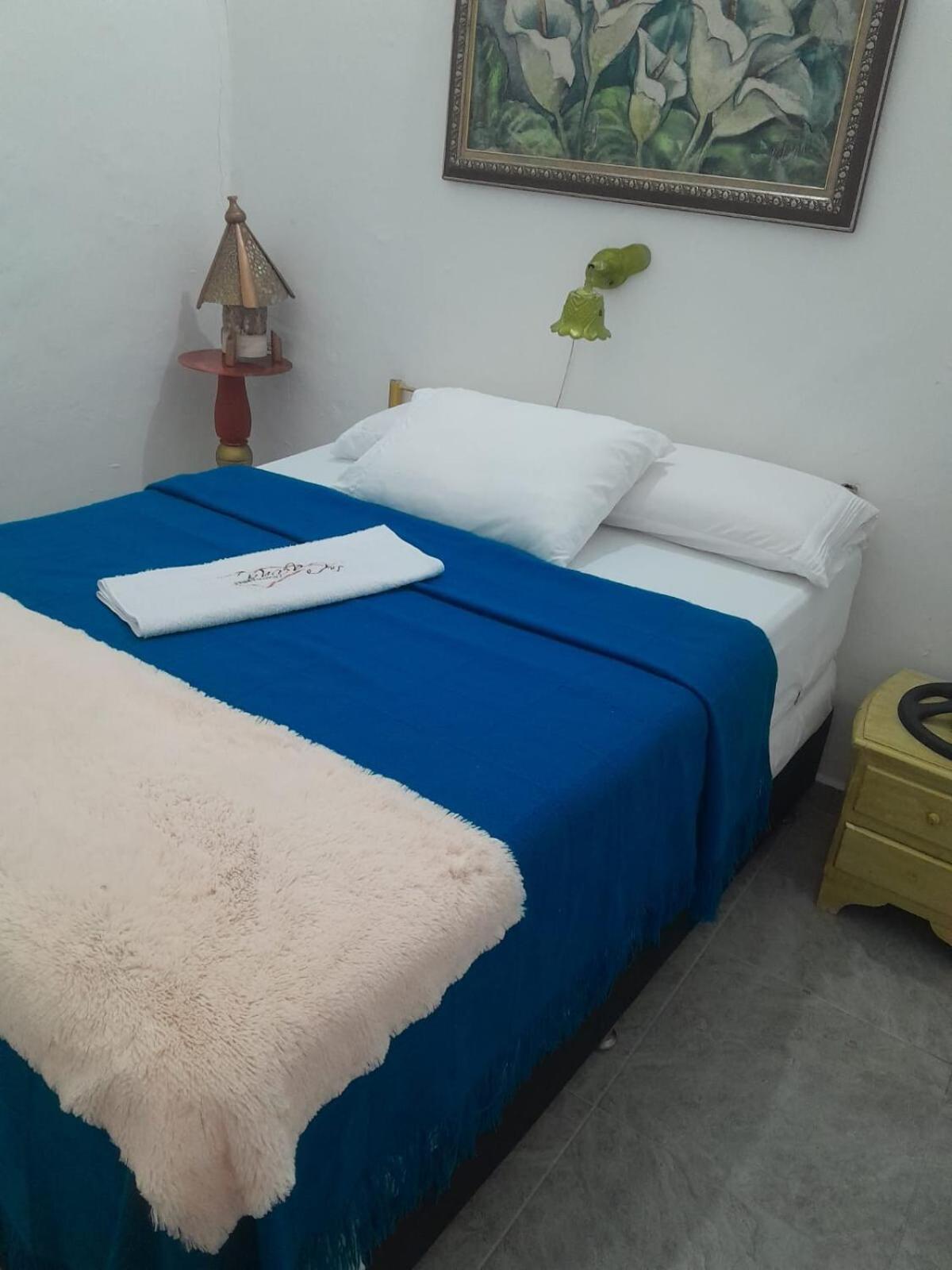 Сasa de vacaciones Casa Cerca A La Placita De Flores, El Tranvia El Metro, Rodeada De Restaurantes Y Comercio Rentalsop An06 *