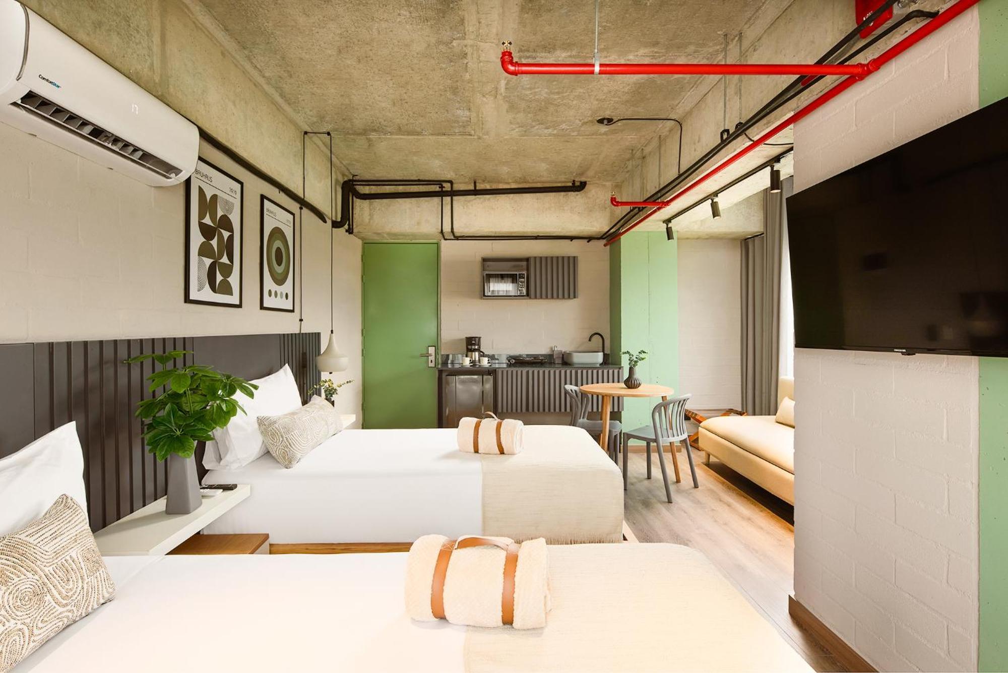 Urbit Social Lofts 4*