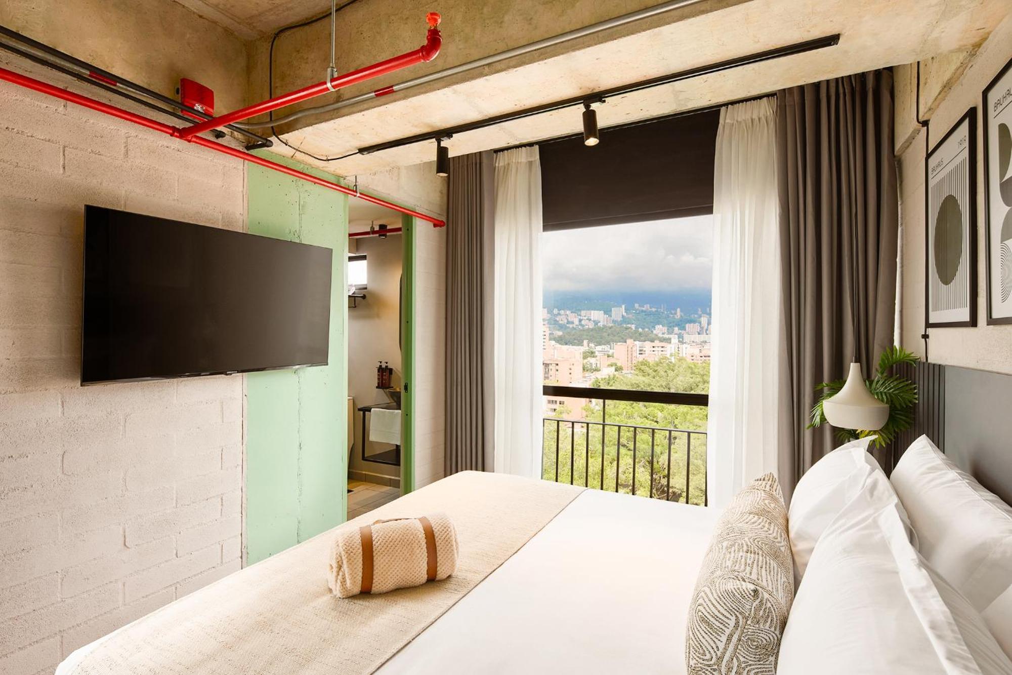 Urbit Social Lofts