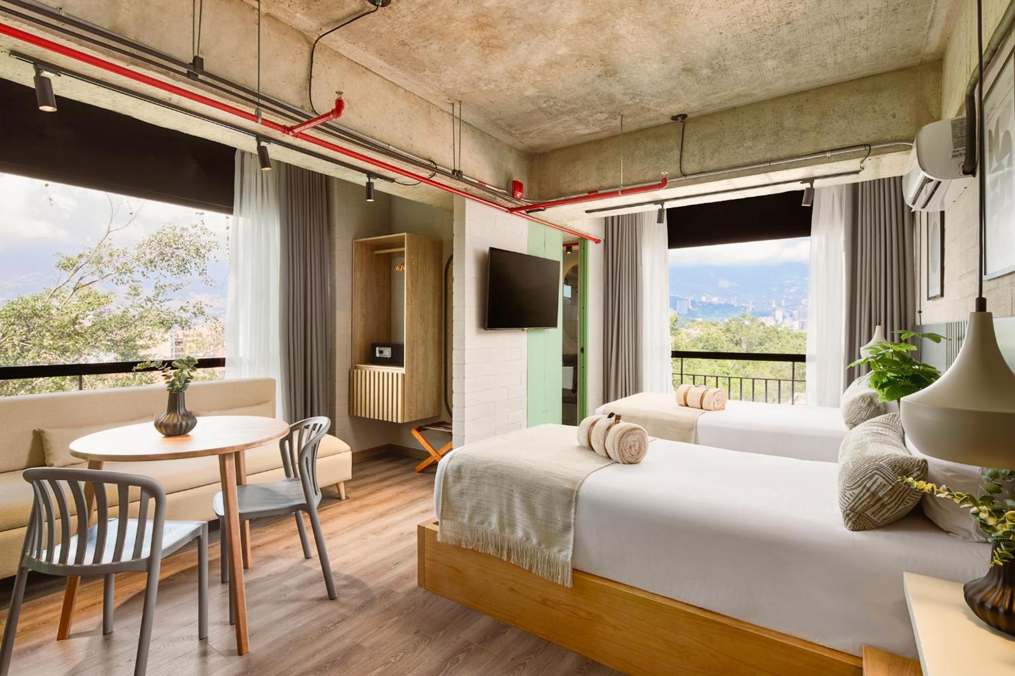 Urbit Social Lofts Hotel