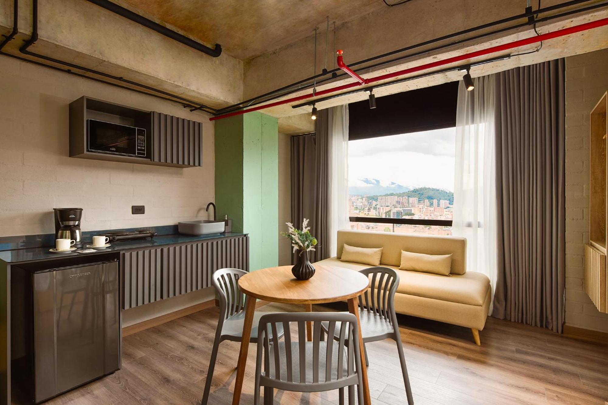Hotel Urbit Social Lofts 4*