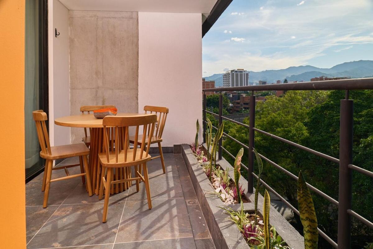 Luxurious In Laureles Estadio Apartamento *