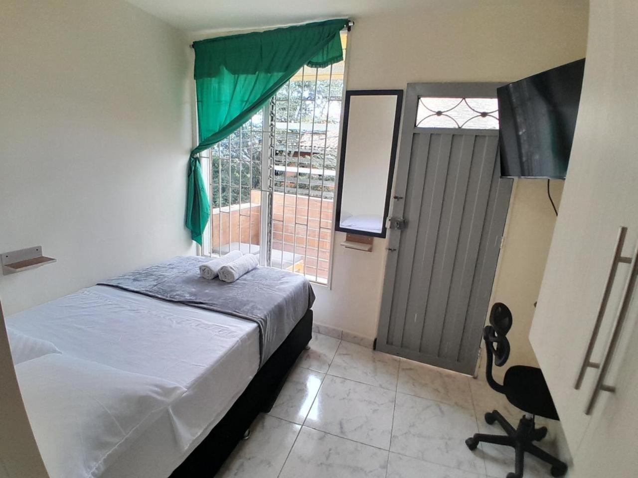 Bedroom With Private Bathroom & Shared Common Areas #1 Private Balcony * Medellín