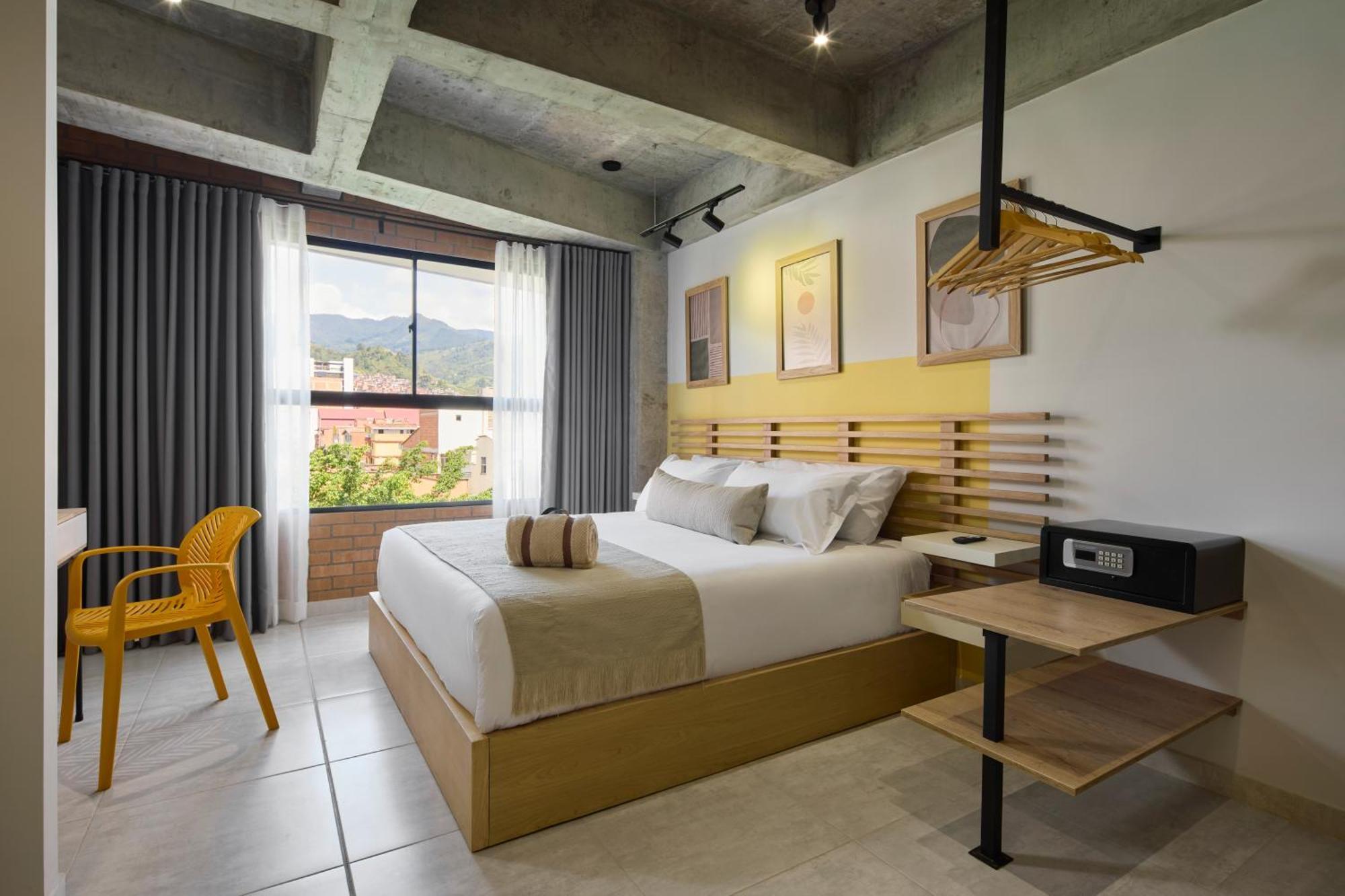 30 Living Hotel 4*