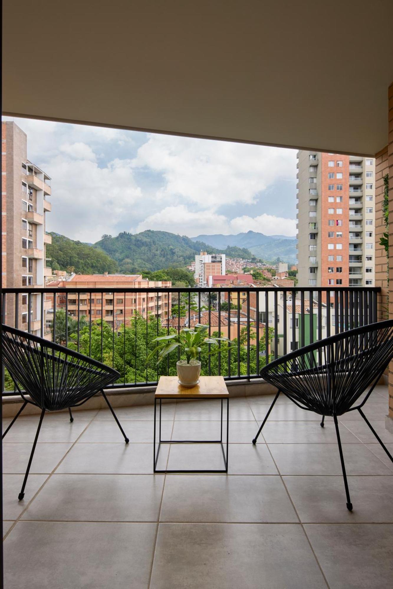 30 Living 4* Medellín