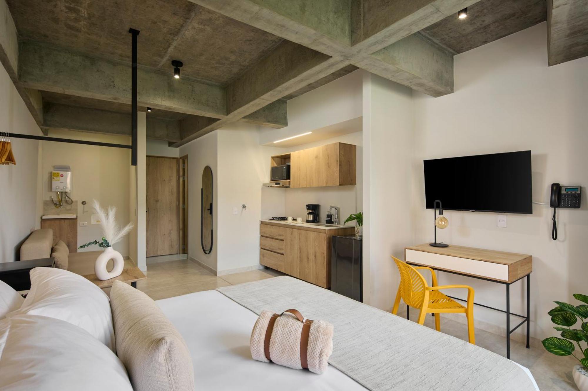 30 Living Hotel