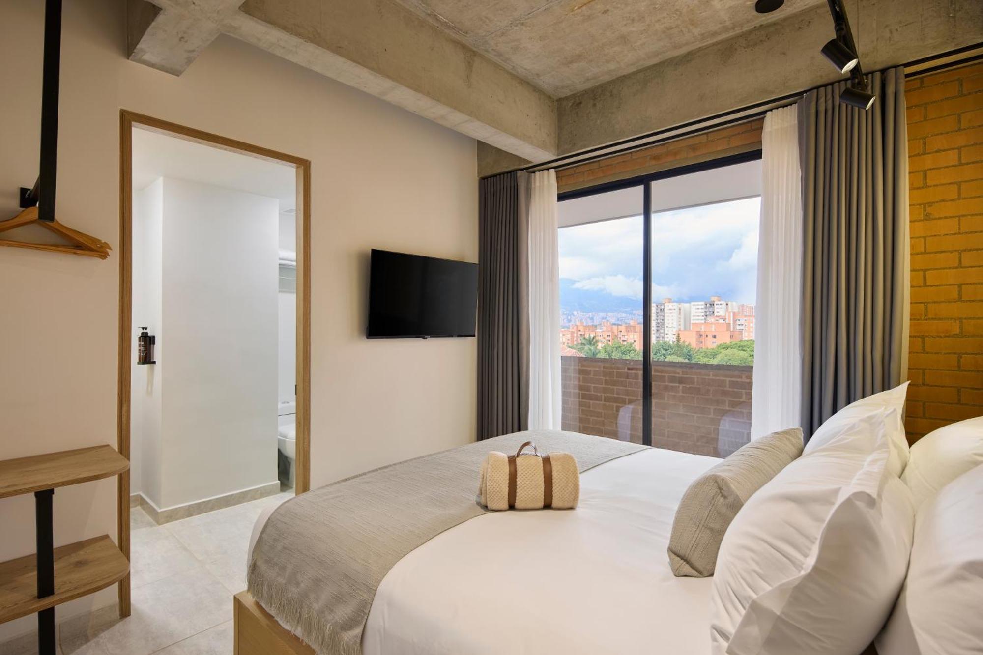 30 Living Hotel