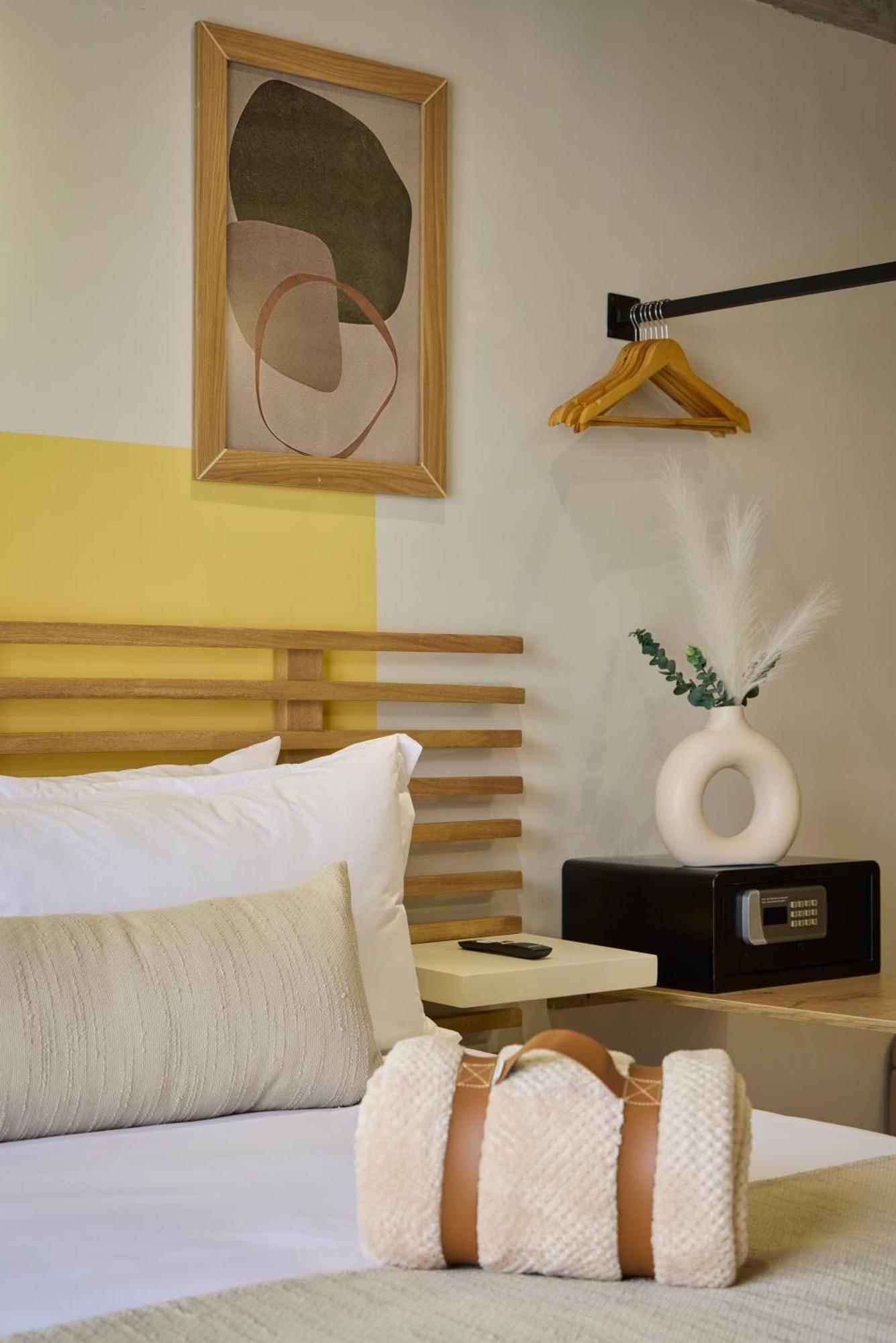 30 Living Hotel