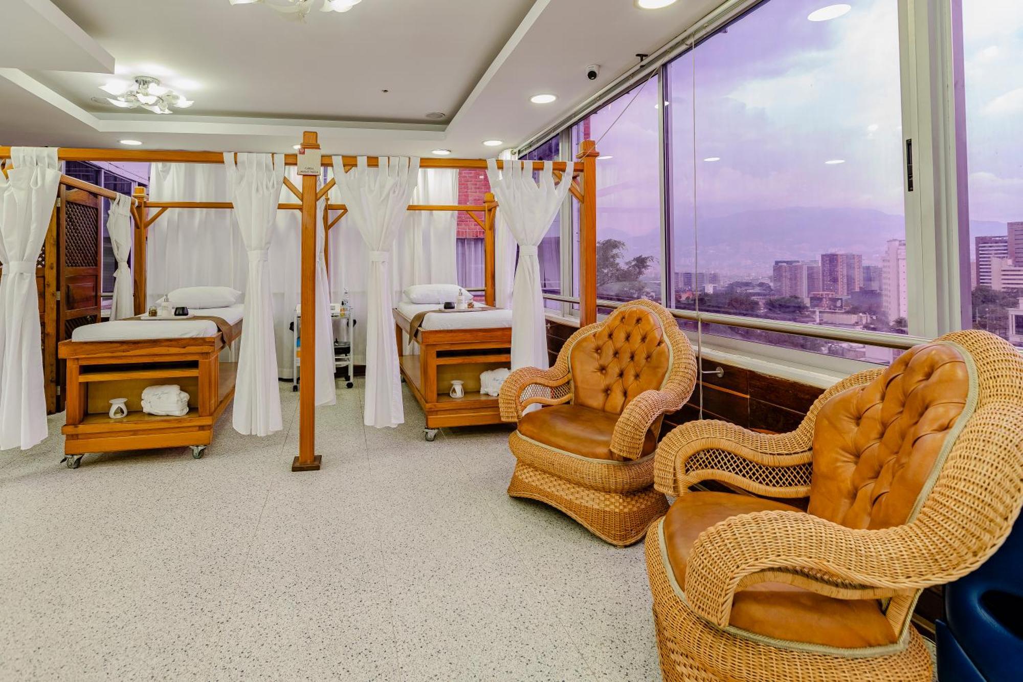 Du Parc 5* Medellín