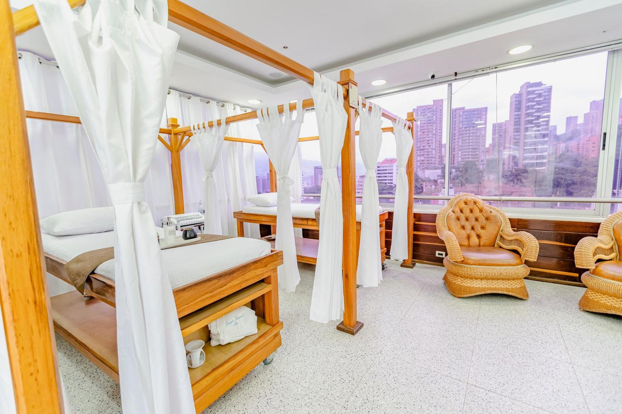 Du Parc Hotel 5*