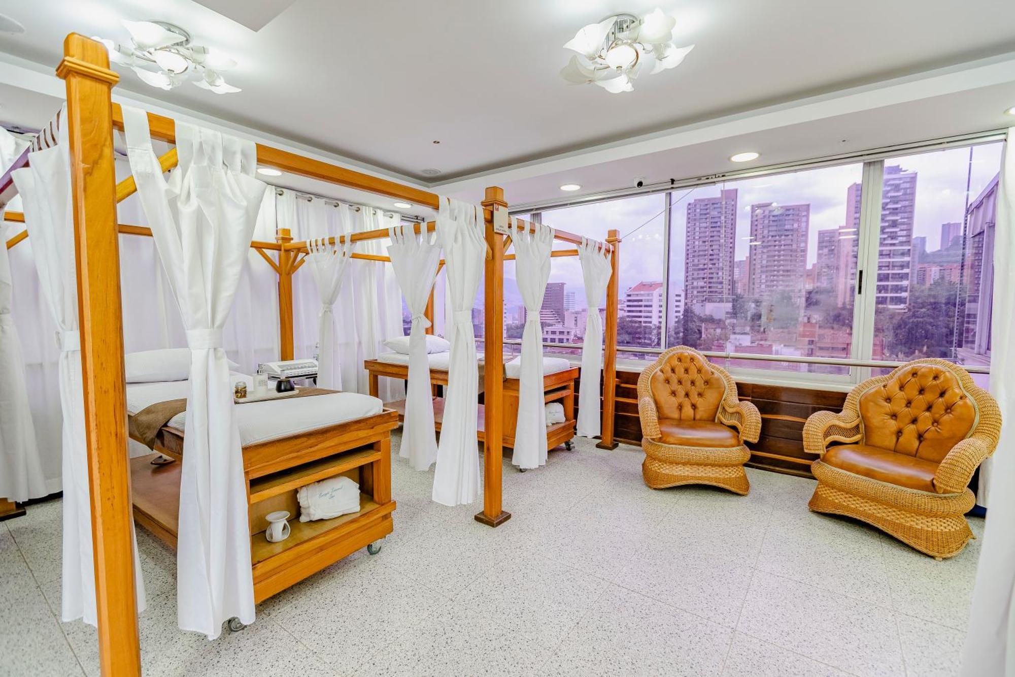 Hotel Du Parc 5*
