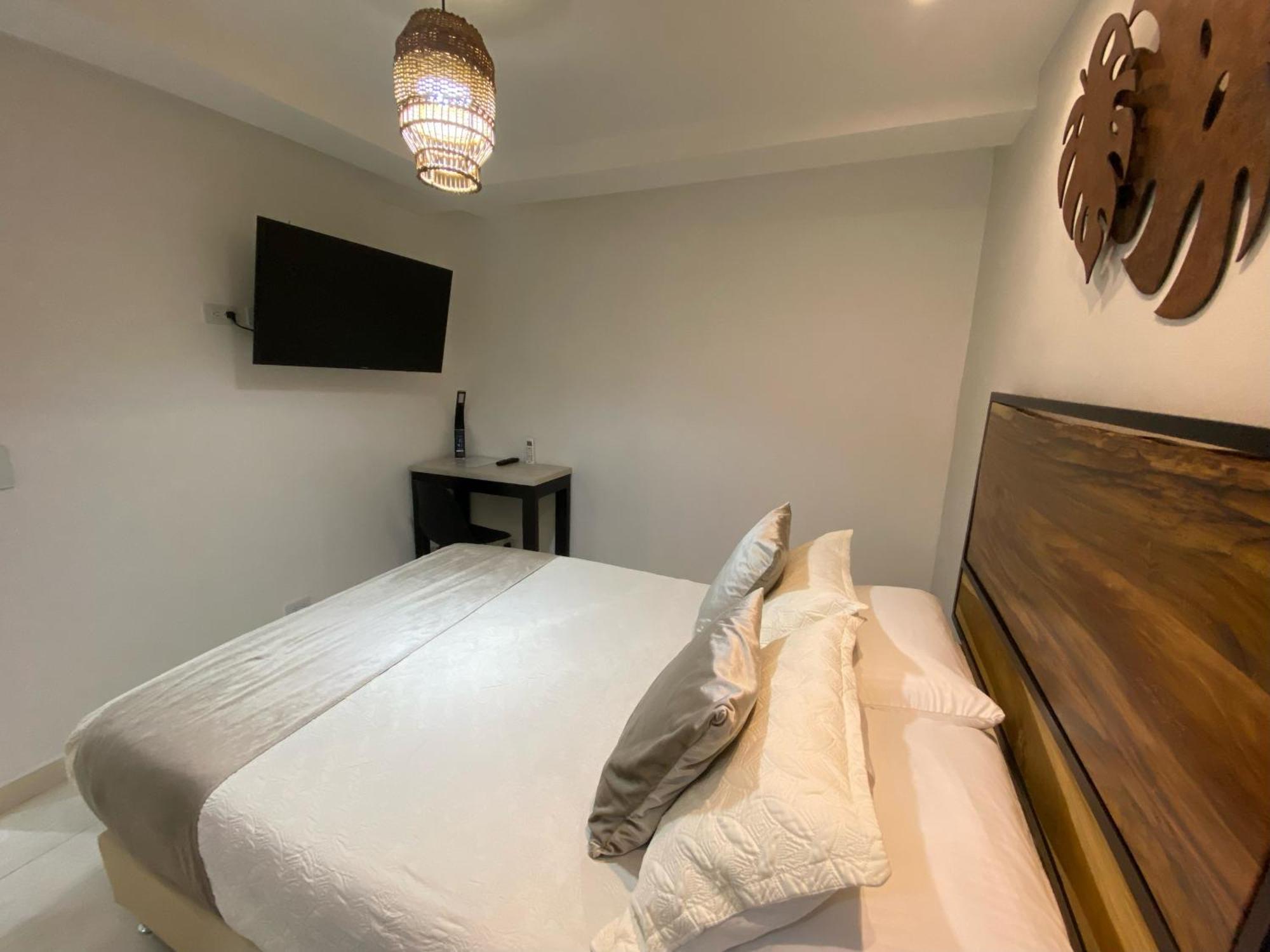Maidy Luxury Hotel 3*