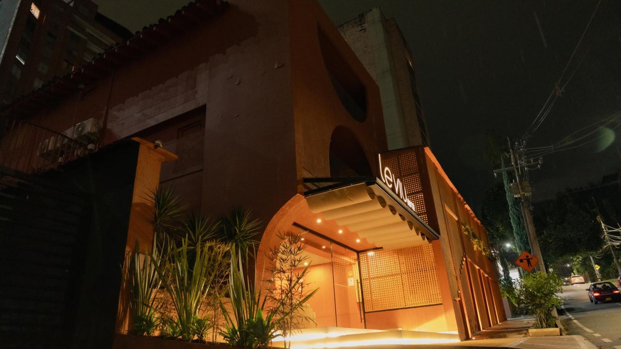 Hotel Leviu By Bernalo 4*