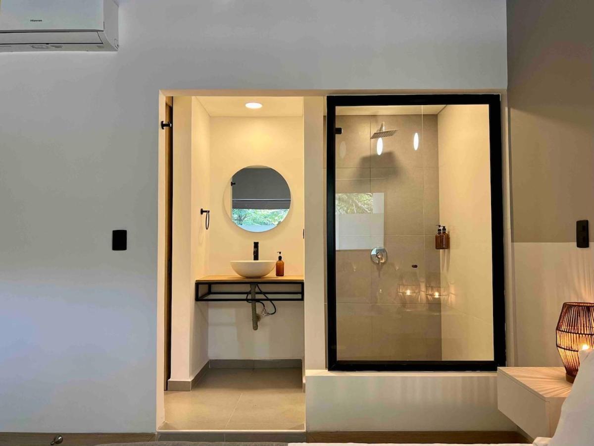 Nowa Bora Bora - Huge Jacuzzi, Rooftop & Ac In Provenza *