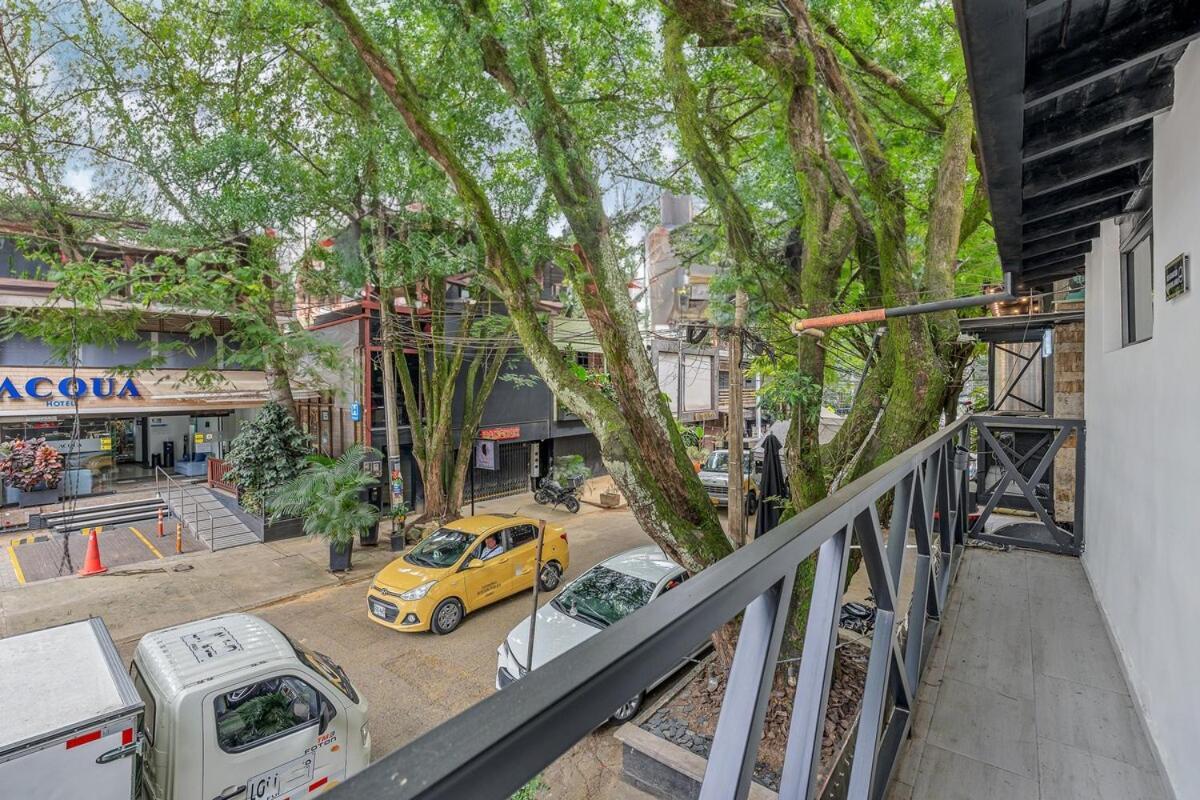 Nowa Gaira Provenza Walkable Area, Ac & Balcony Facing Karolg Club Apartamento