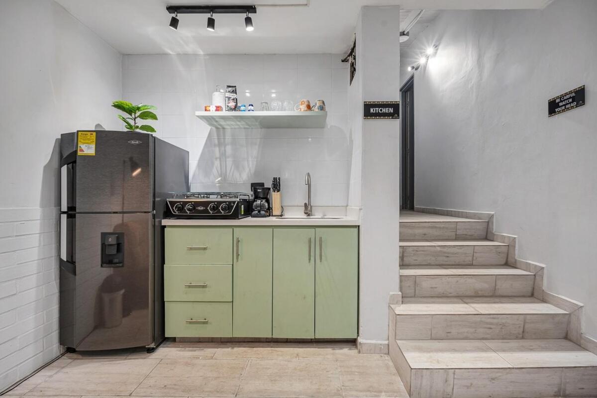 Nowa Gaira Provenza Walkable Area, Ac & Balcony Facing Karolg Club *