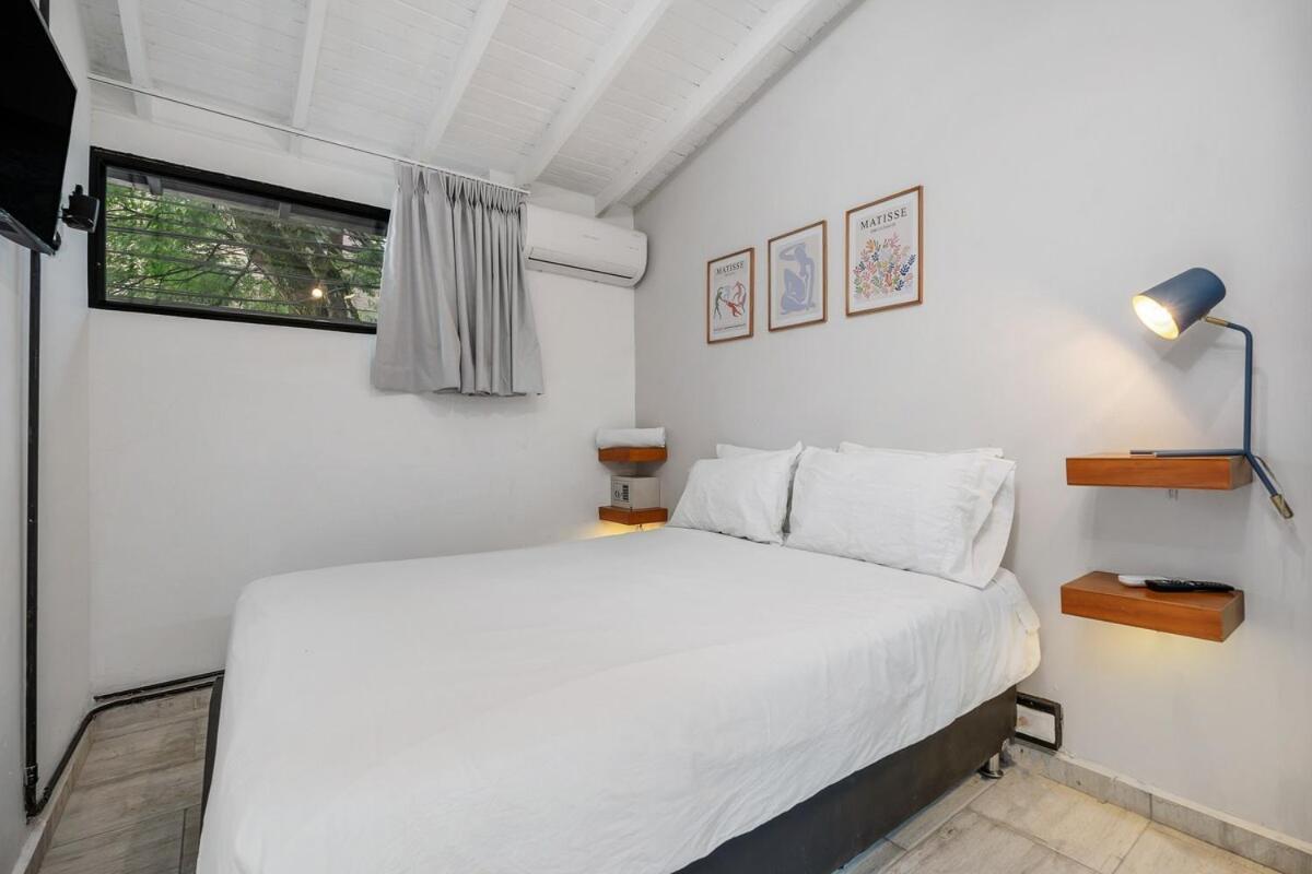 Nowa Gaira Provenza Walkable Area, Ac & Balcony Facing Karolg Club * Medellín