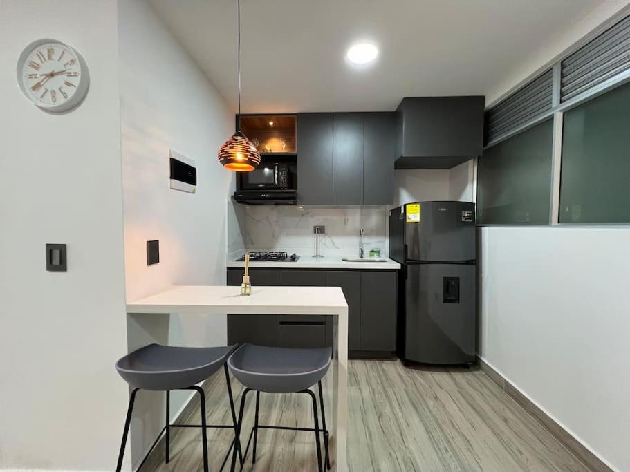 Torre Zurich Luxury * Medellin