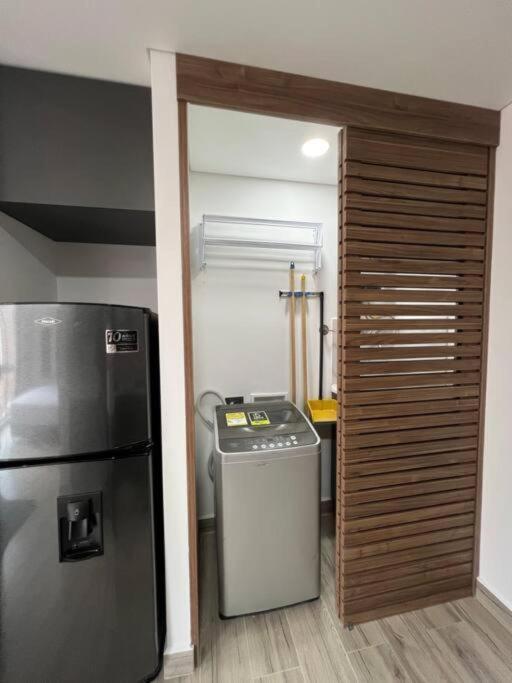 Torre Zurich Luxury * Medellín