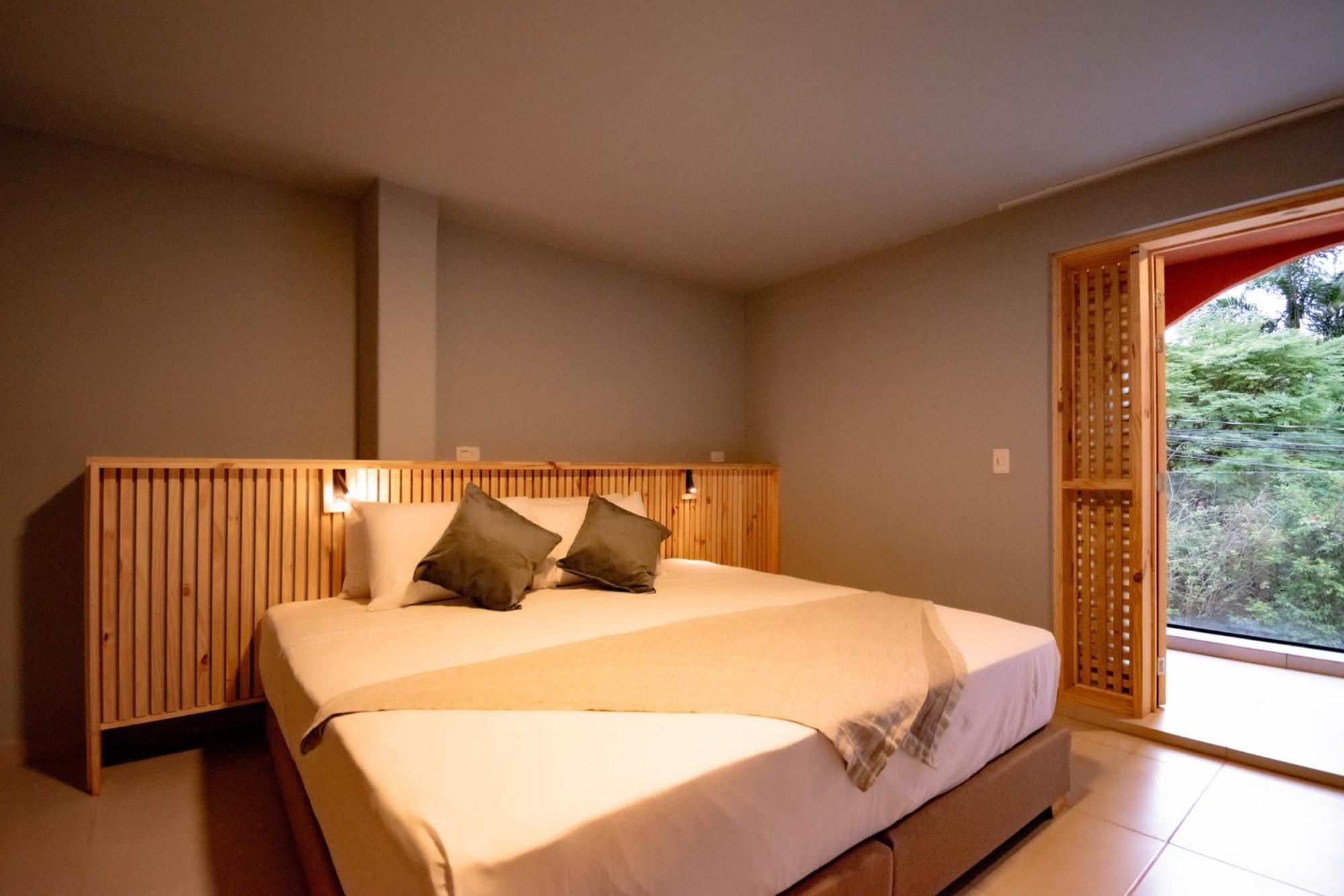 Hotel Leviu By Bernalo
