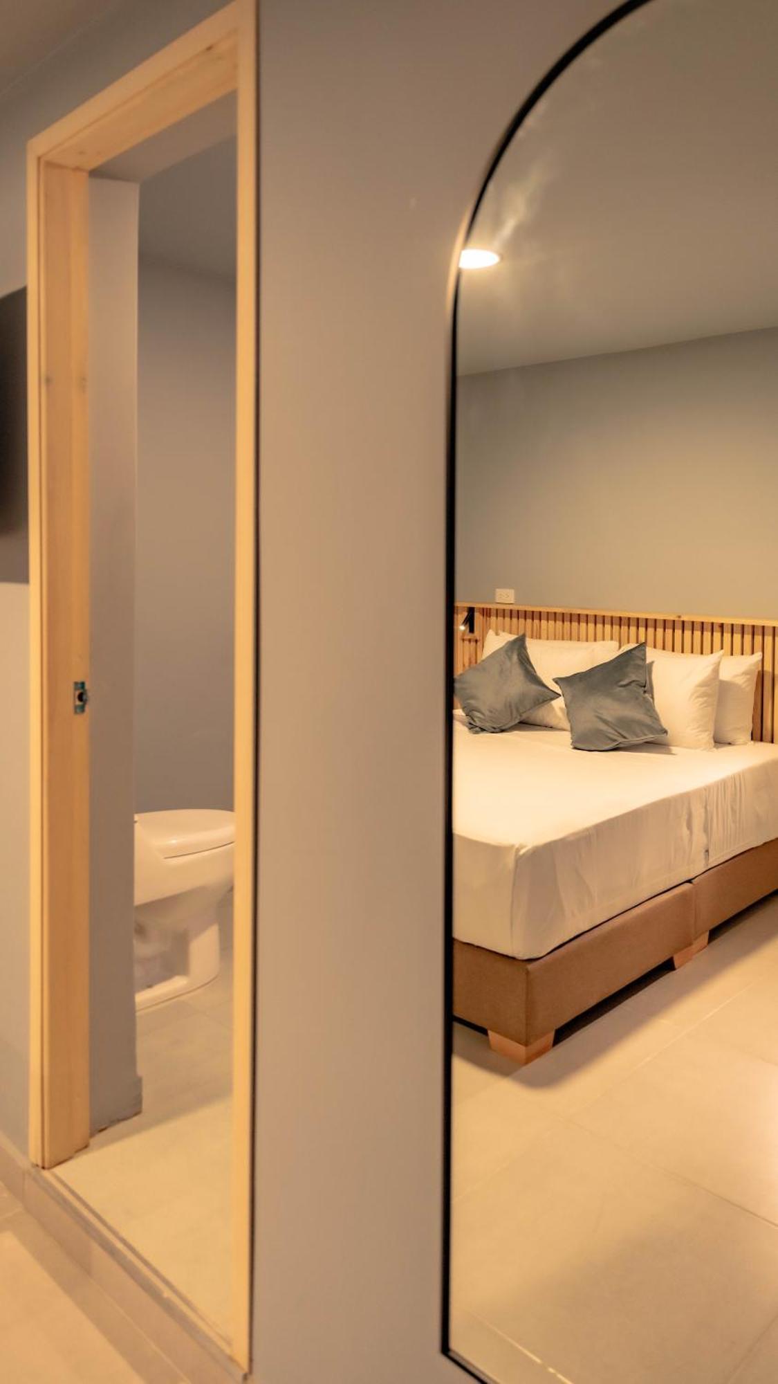 Leviu By Bernalo Hotel