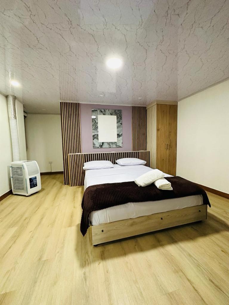 Lares 70 Laureles Hotel 3*