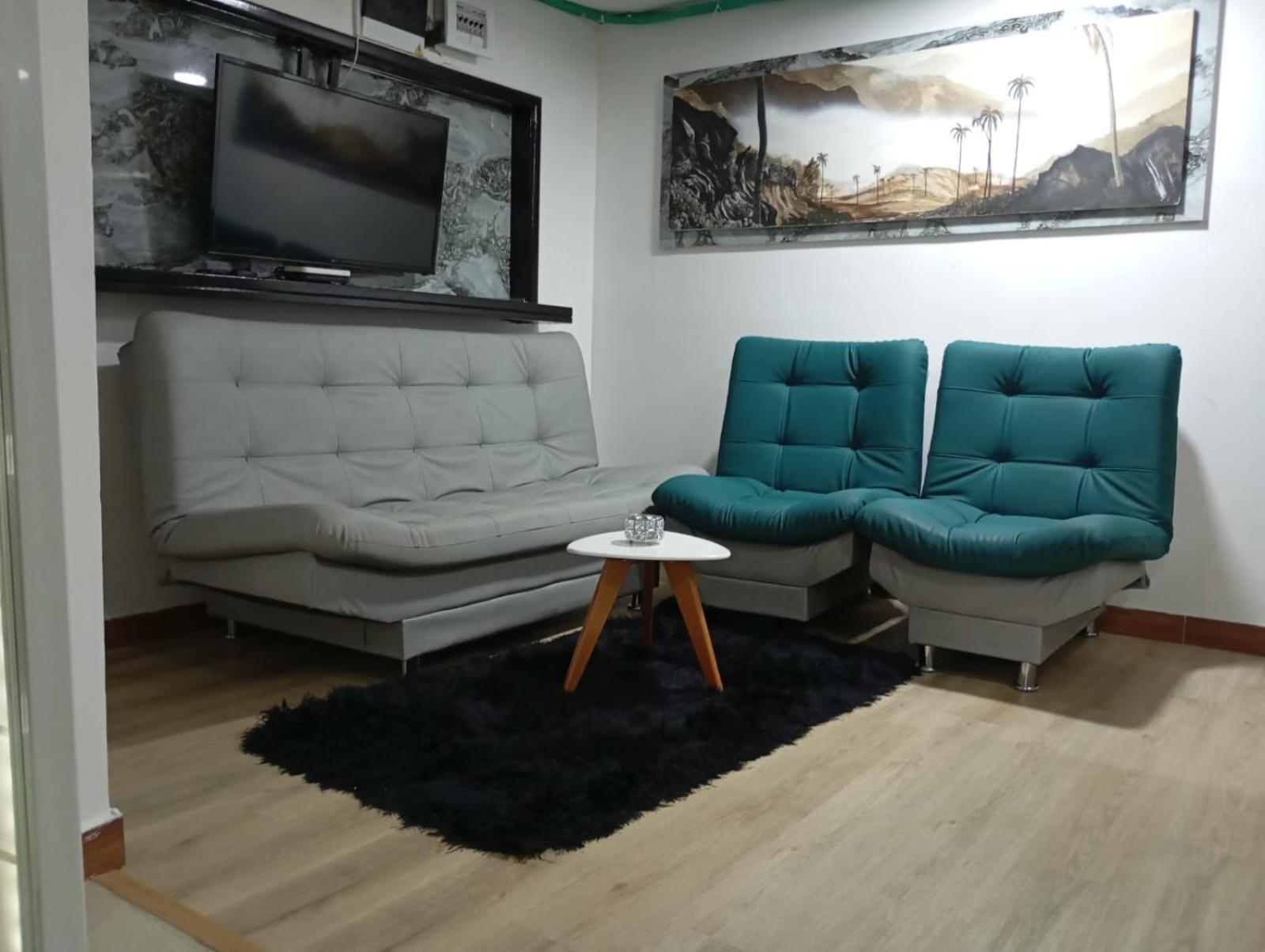 Lares 70 Laureles Hotel