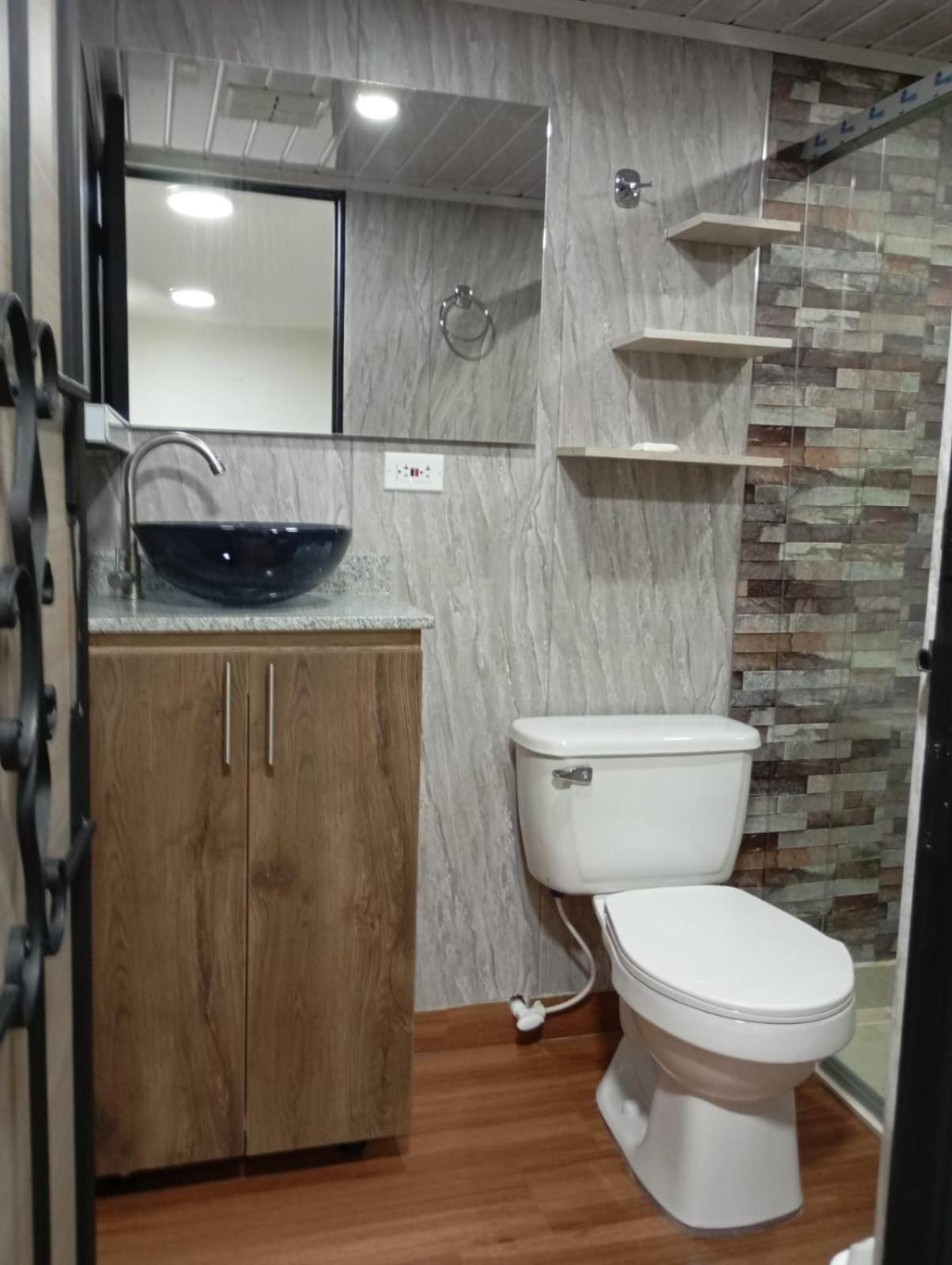 Lares 70 Laureles Hotel