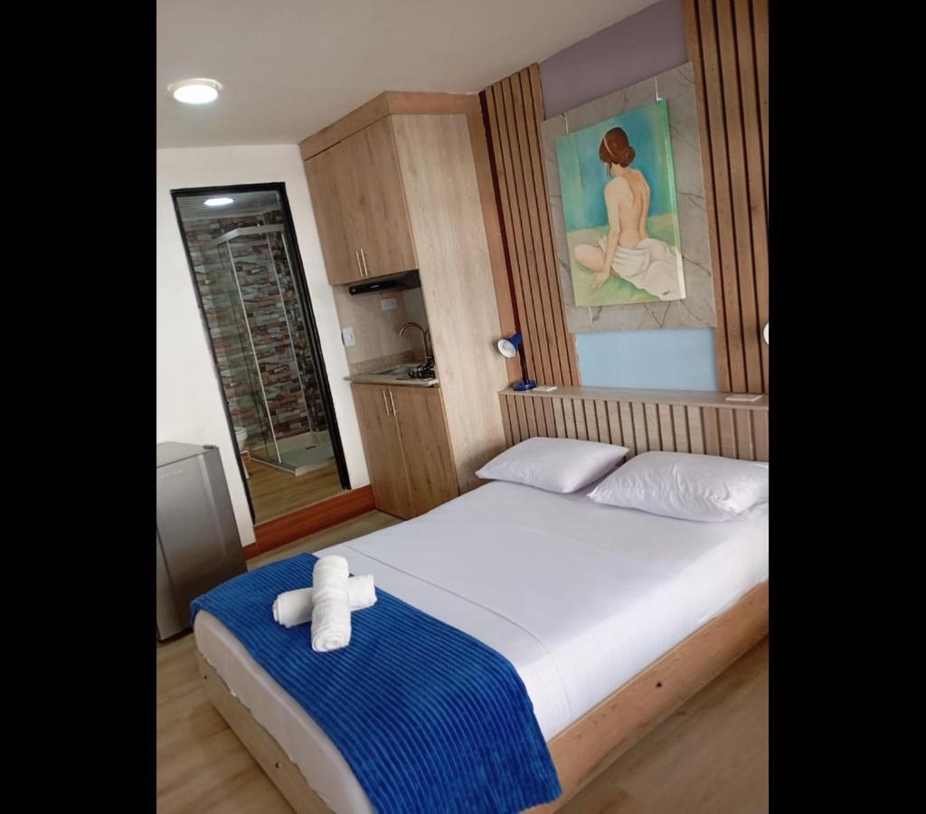 Lares 70 Laureles Hotel 3*