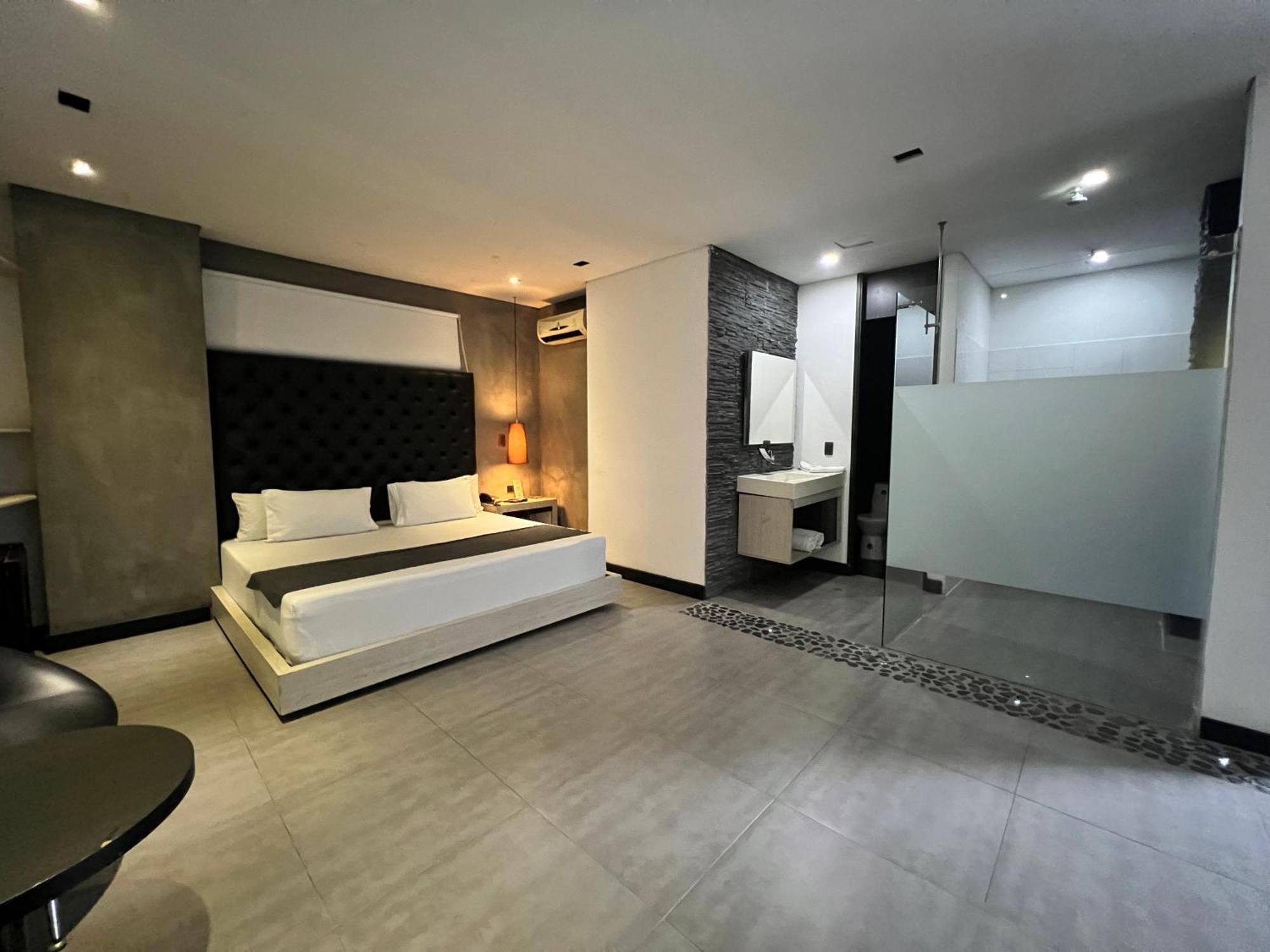 Hotel 47 Center 3*