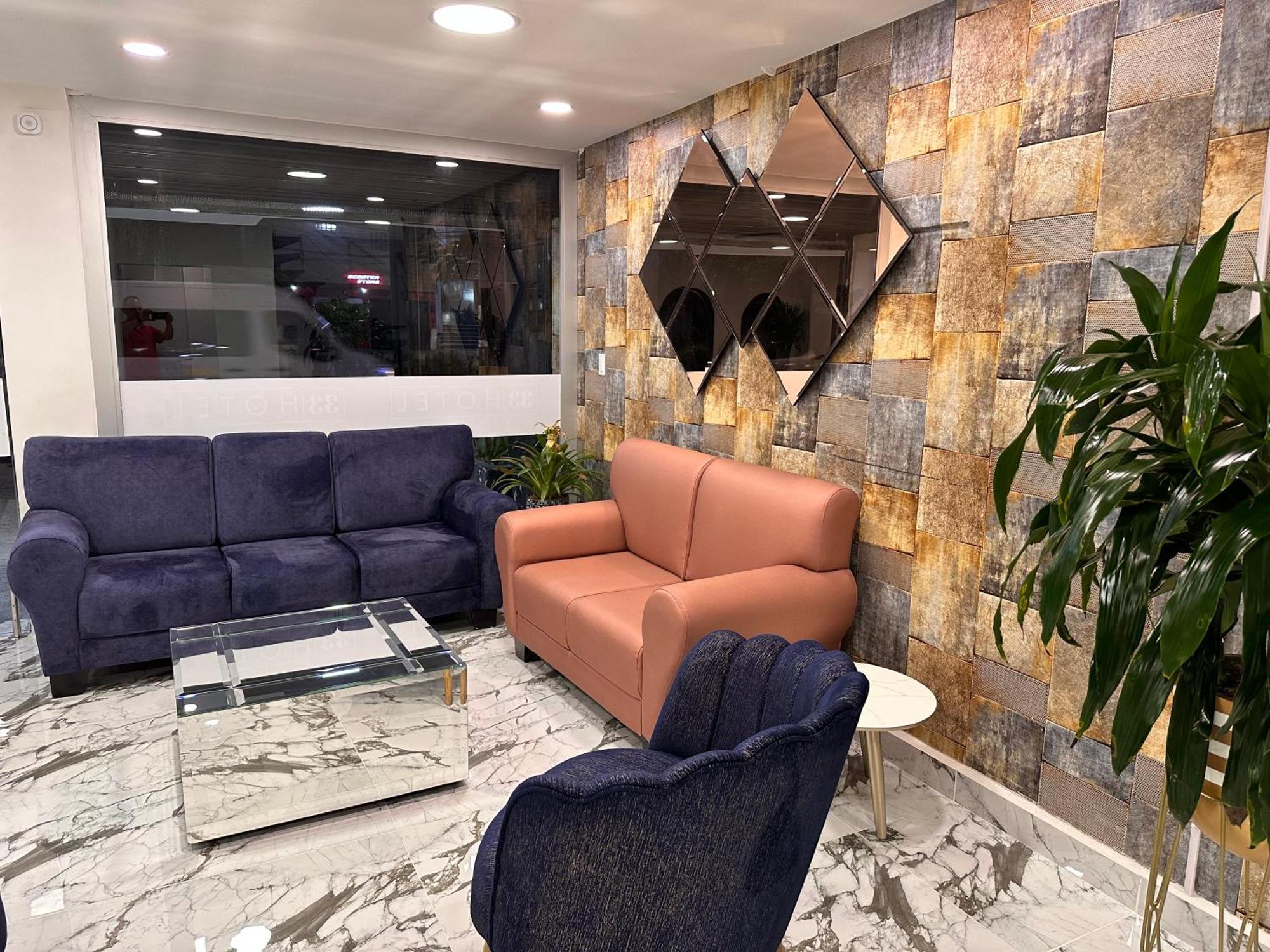 Hotel 33 Boutique *