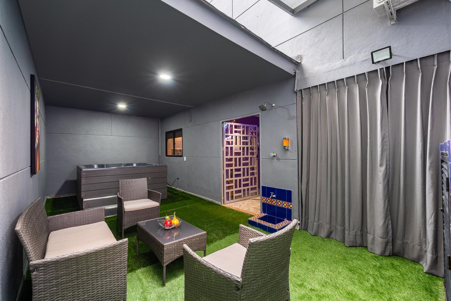 Provenza Infinity Steam Sauna Jacuzzi, Ac , Luxury Prime Location Medellín