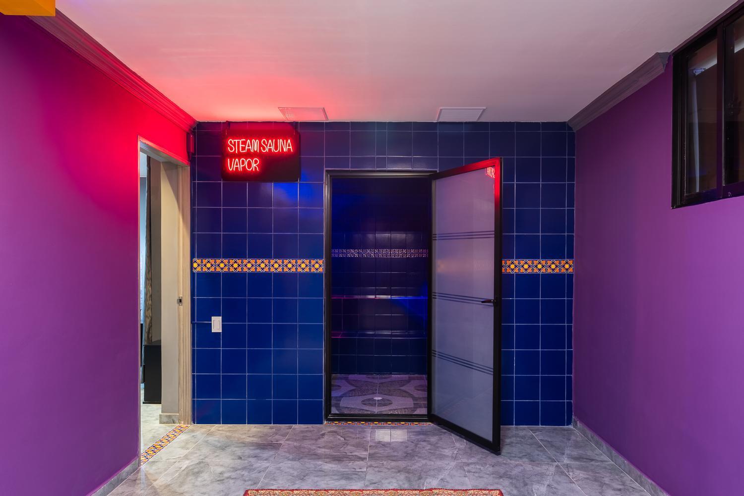 Provenza Infinity Steam Sauna Jacuzzi, Ac , Luxury Prime Location Apartamento