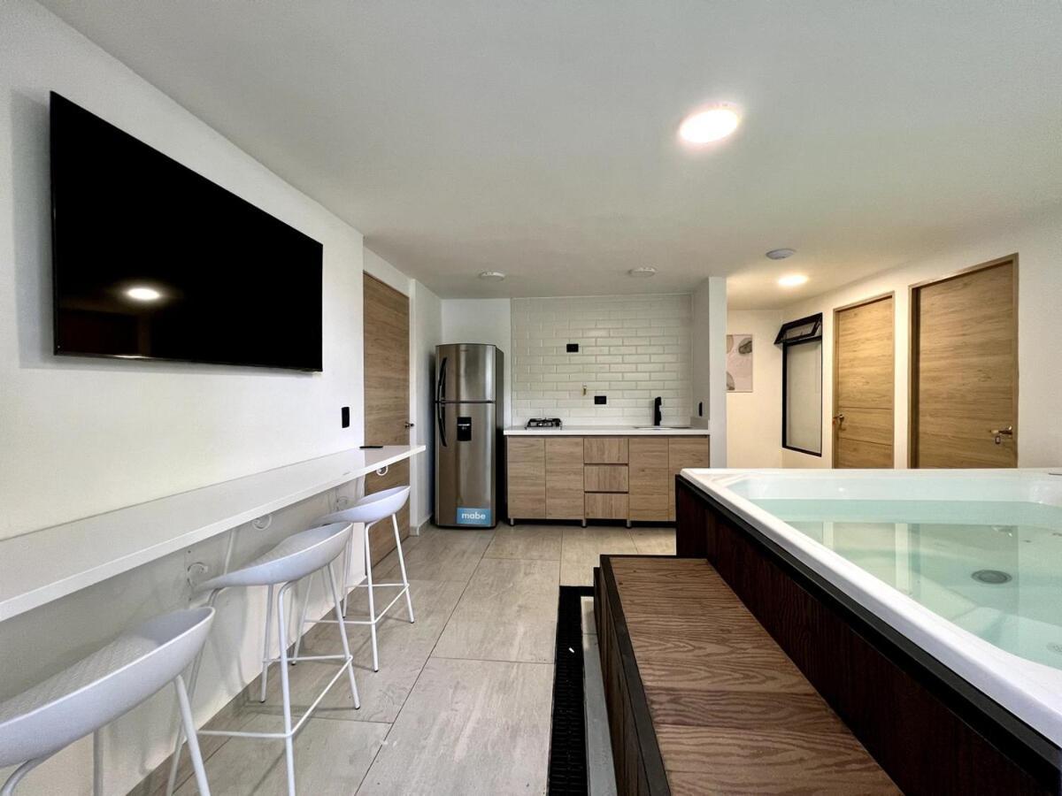 Nowa Fiji - Jacuzzi & Outdoor Lounge In Provenza *