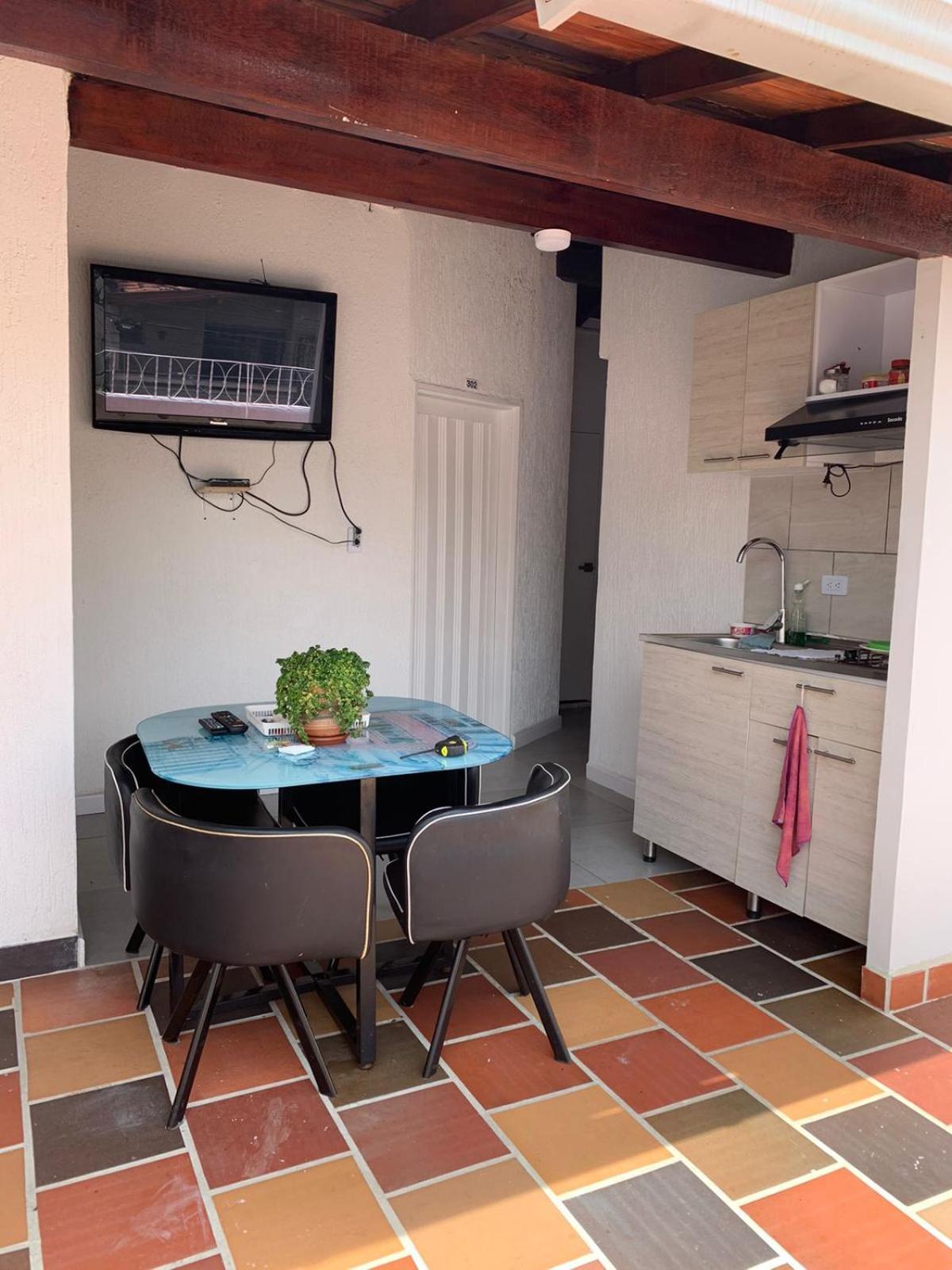Hostal Casablanca, Laureles Estadio