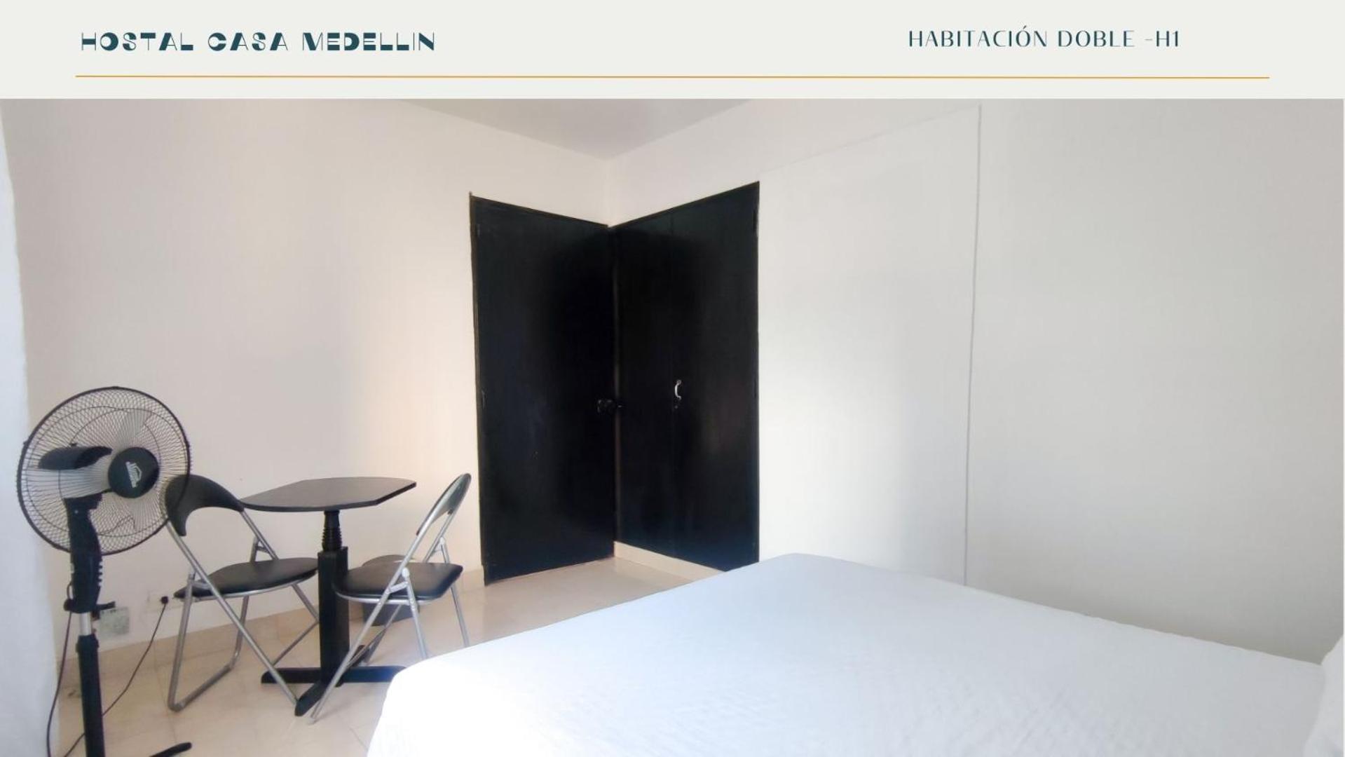 Hostal Casa Medellin Pensión *