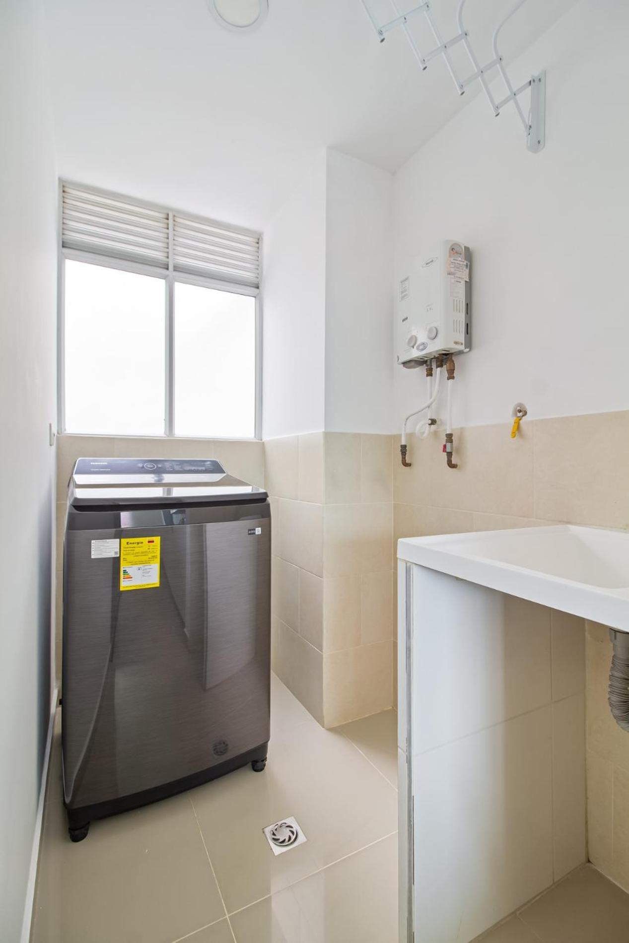 Laura Exclusivos Con Ascensor Privado En Laureles Medellín