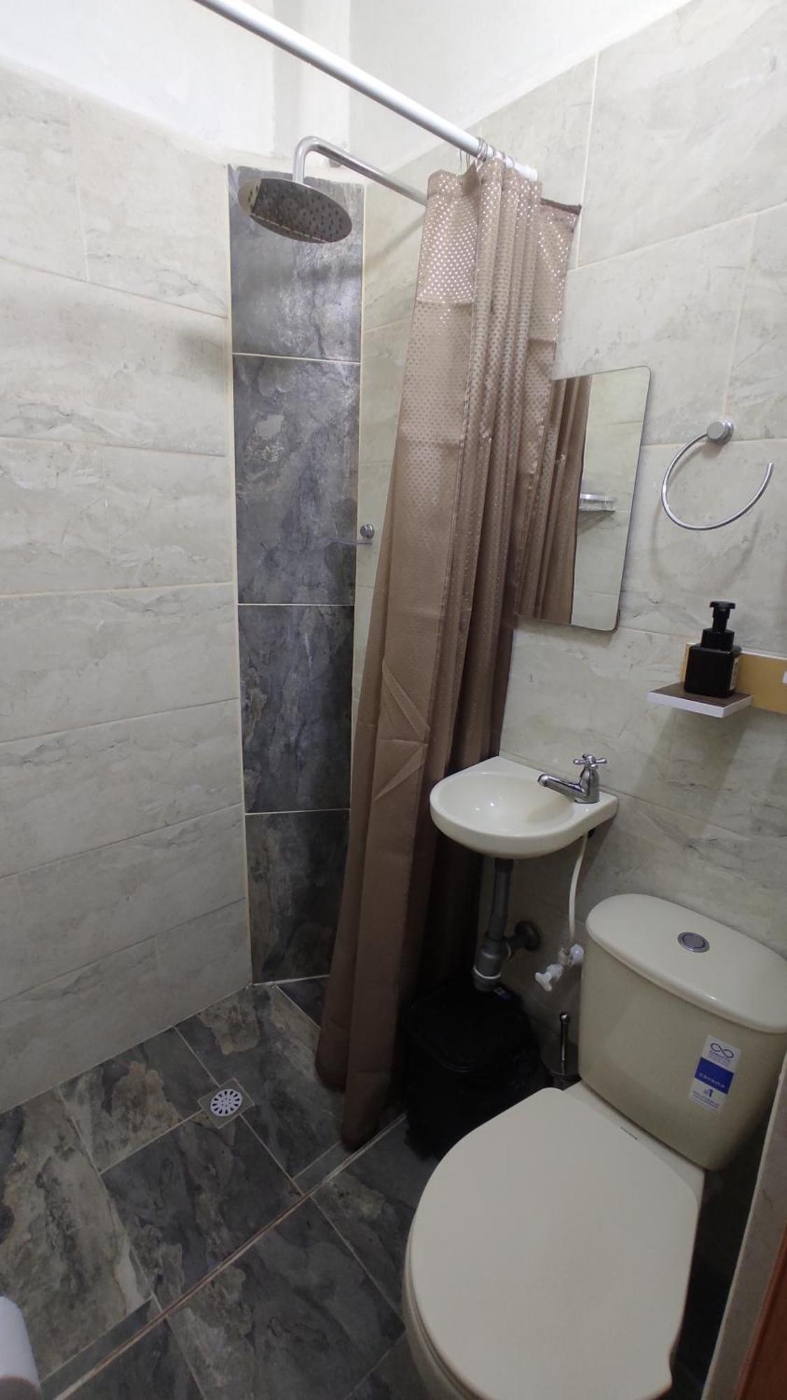 Residencia En Comuna 13 Medellín