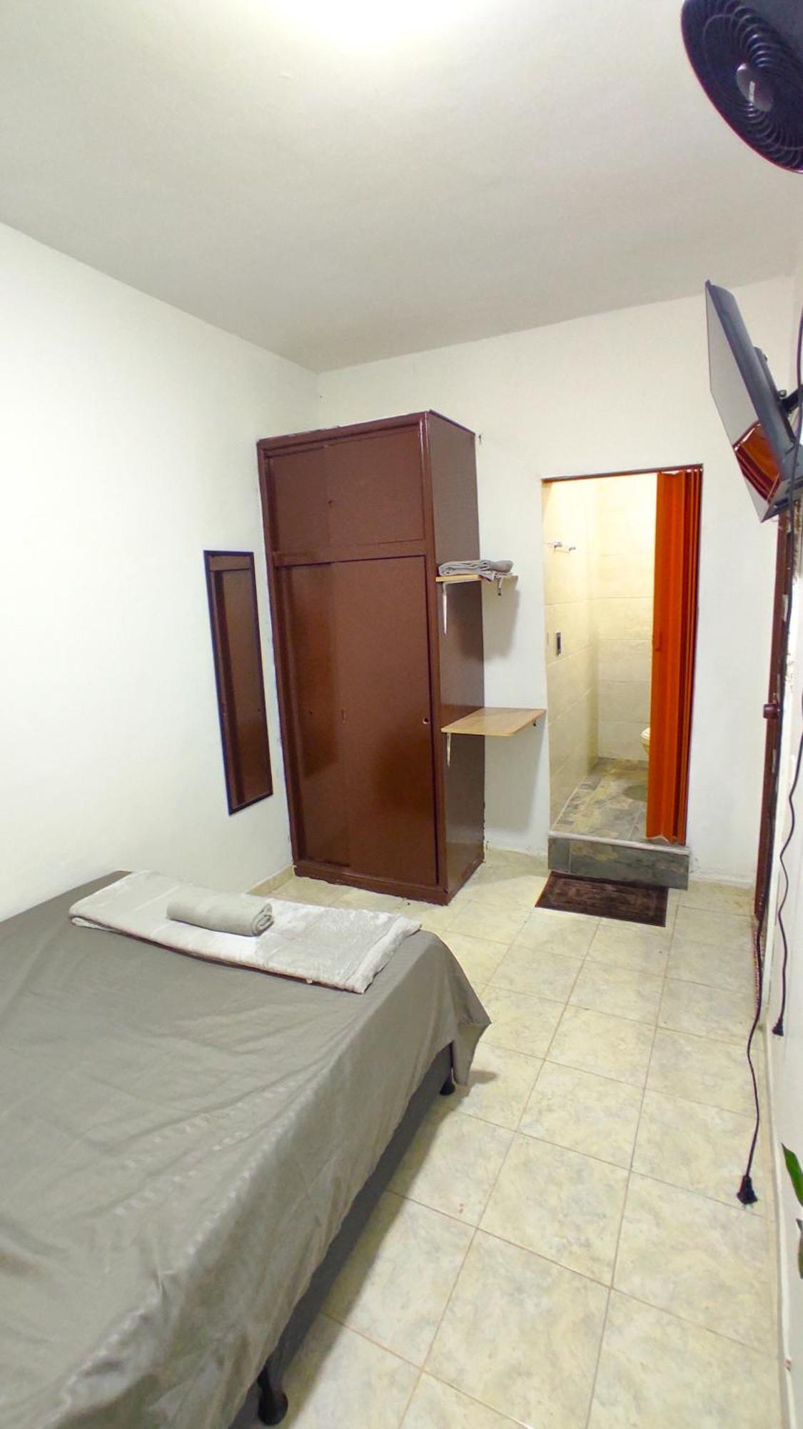 Сasa de vacaciones Residencia En Comuna 13 *
