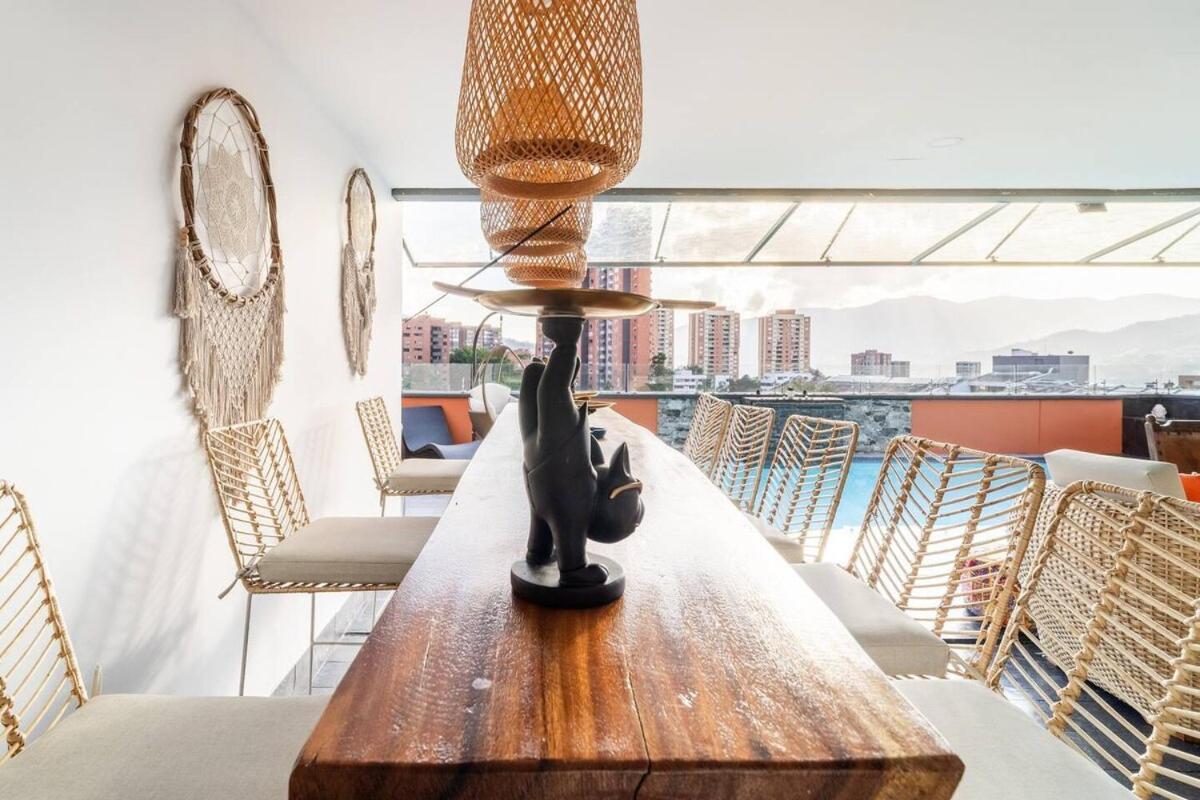 Apartamento Amazing Ph In Poblado 5bd & Heated Pool! *