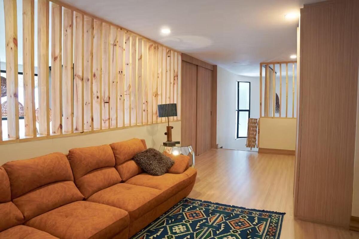 Amazing Ph In Poblado 5bd & Heated Pool! * Medellín