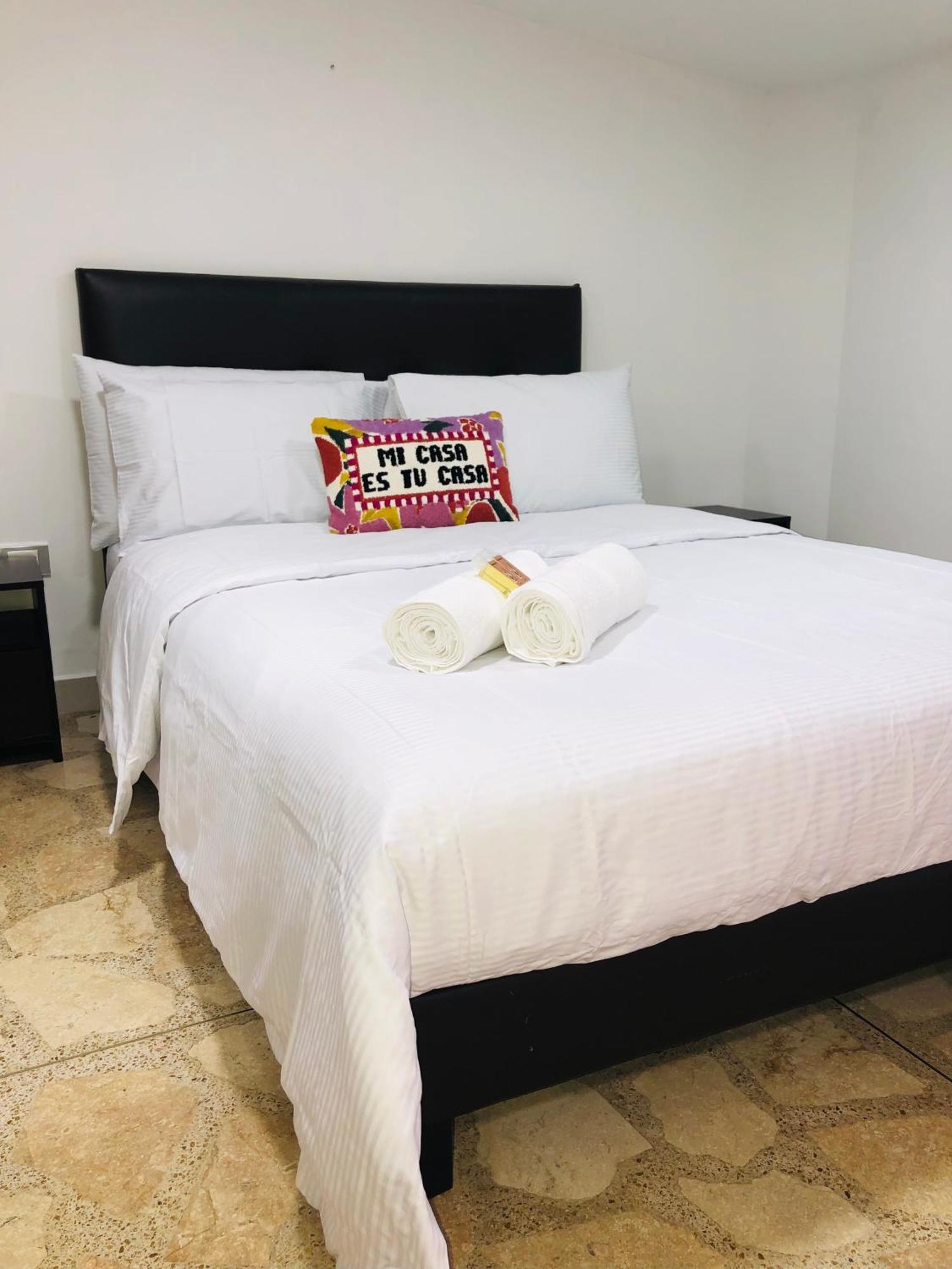 Hermoso En El Corazon De Laureles Apartment