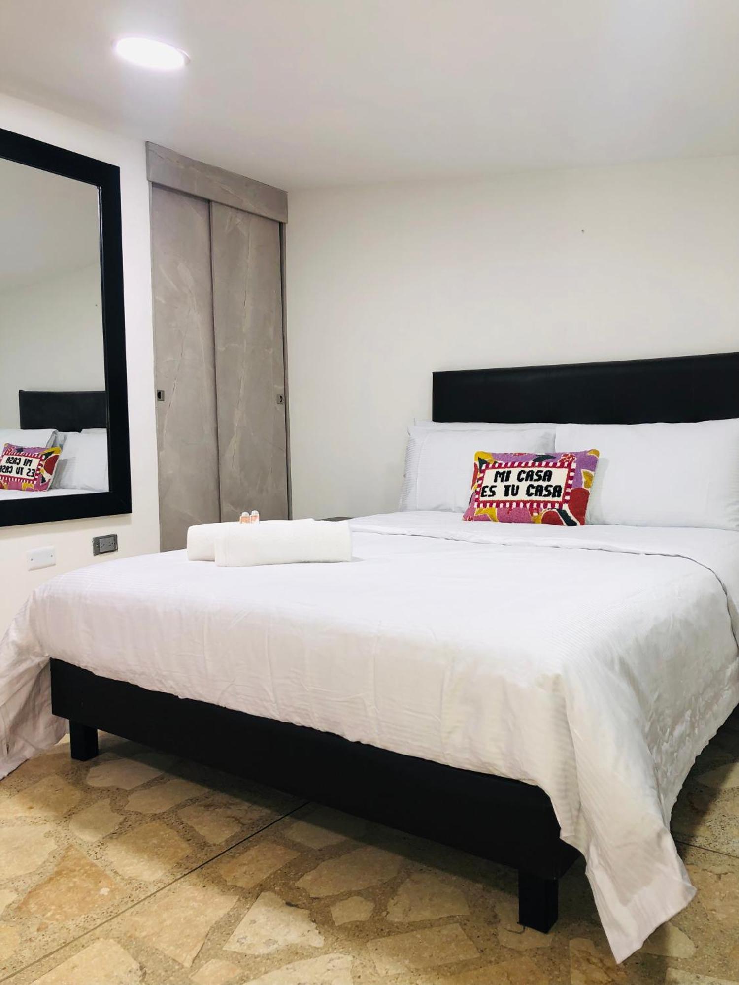 Hermoso En El Corazon De Laureles Apartment *