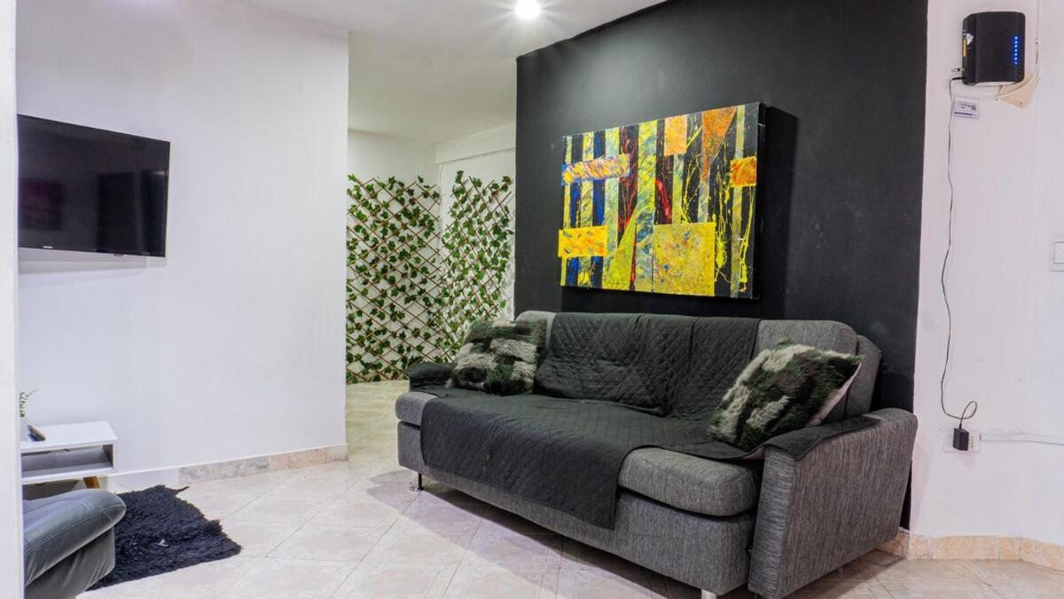 Apartamento Cerca A Estadio Con Balcon Y 5 *