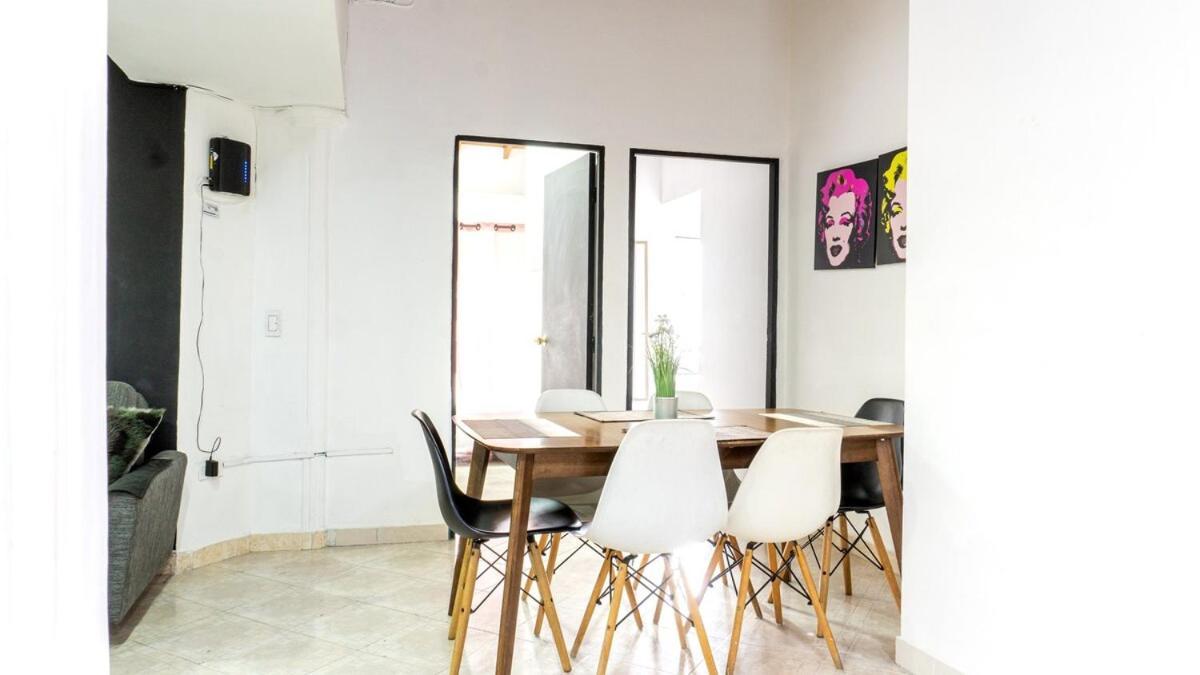 Apartamento Cerca A Estadio Con Balcon Y 5