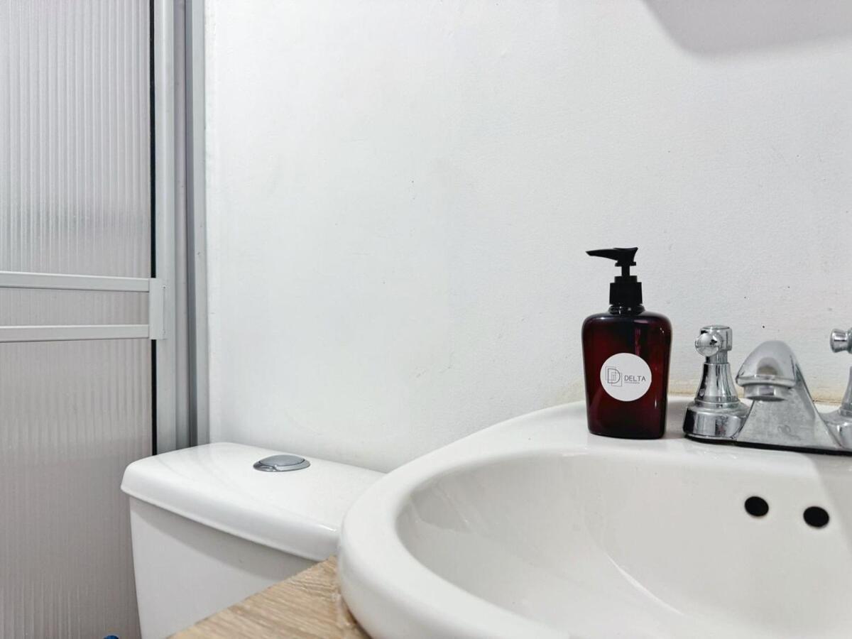 Apartamento Cerca A Estadio Con Balcon Y 5 *