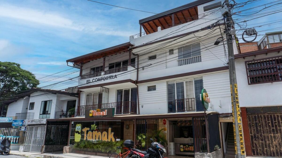Apartamento Cerca A Estadio Con Balcon Y 5